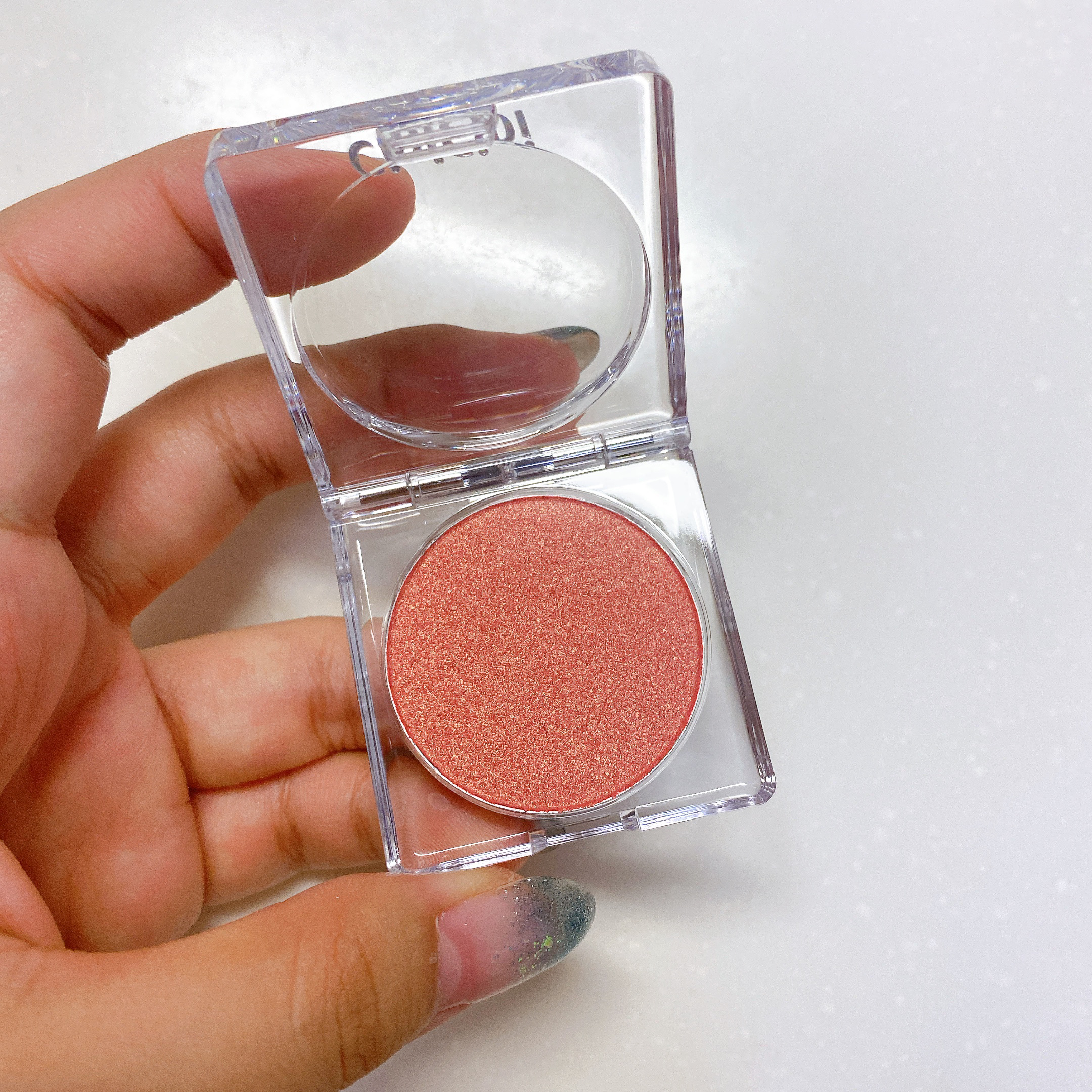 ポアレスチーク/CipiCipi/パウダーチークを使ったクチコミ（2枚目）