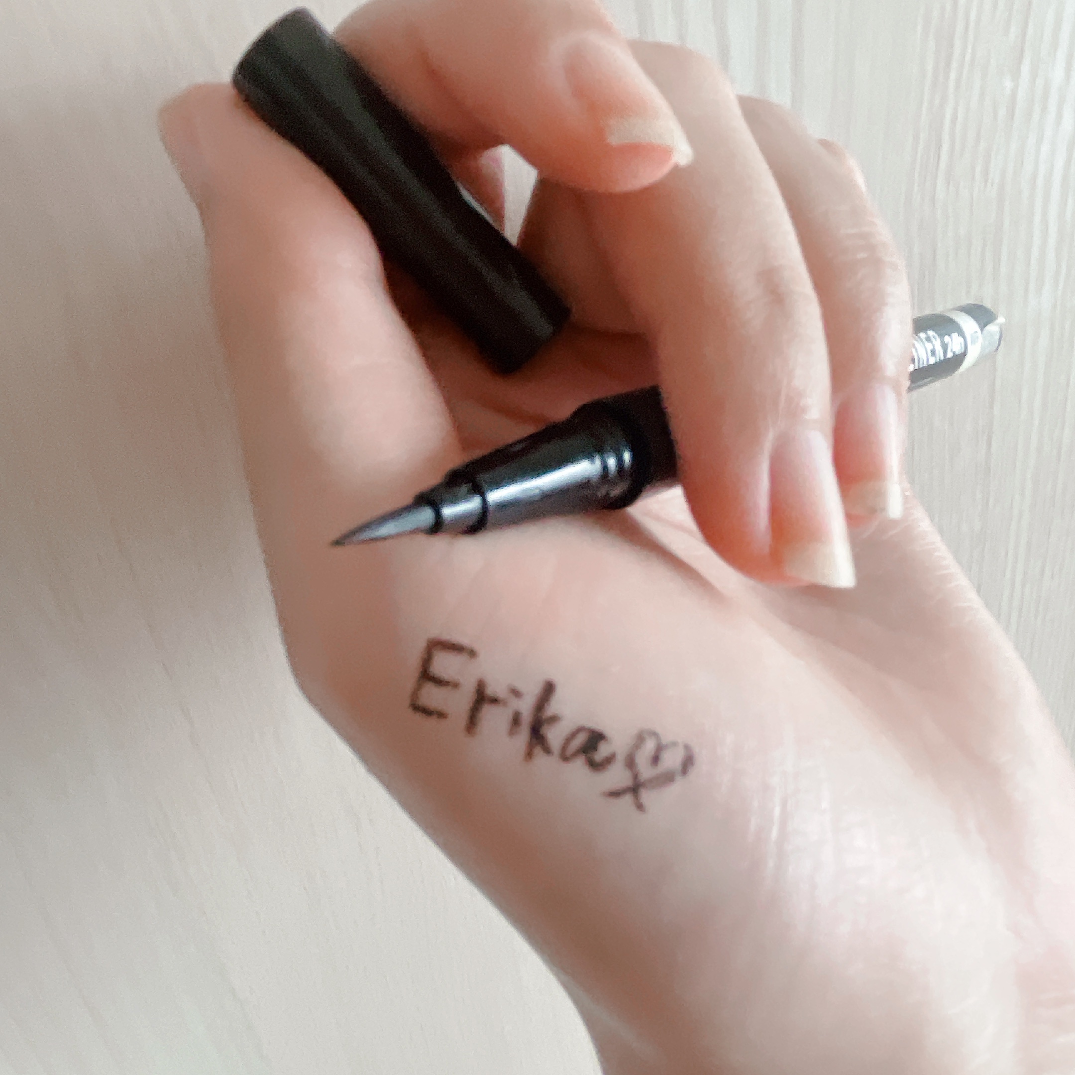 リアルラスティングアイライナー24hWP BB ブラウンブラック/K-パレット/リキッドアイライナーを使ったクチコミ（2枚目）