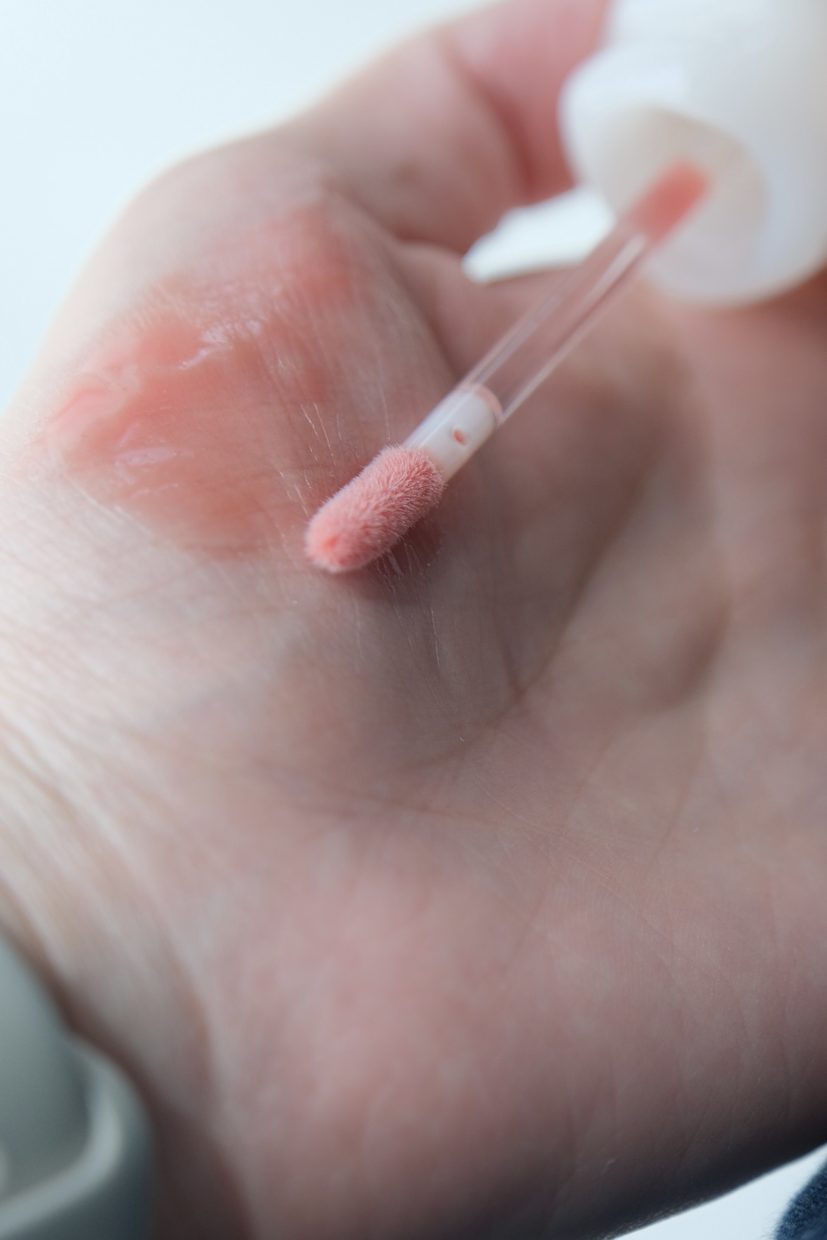 ピュアウォーターリップグロス/dasique/リップグロスを使ったクチコミ（3枚目）