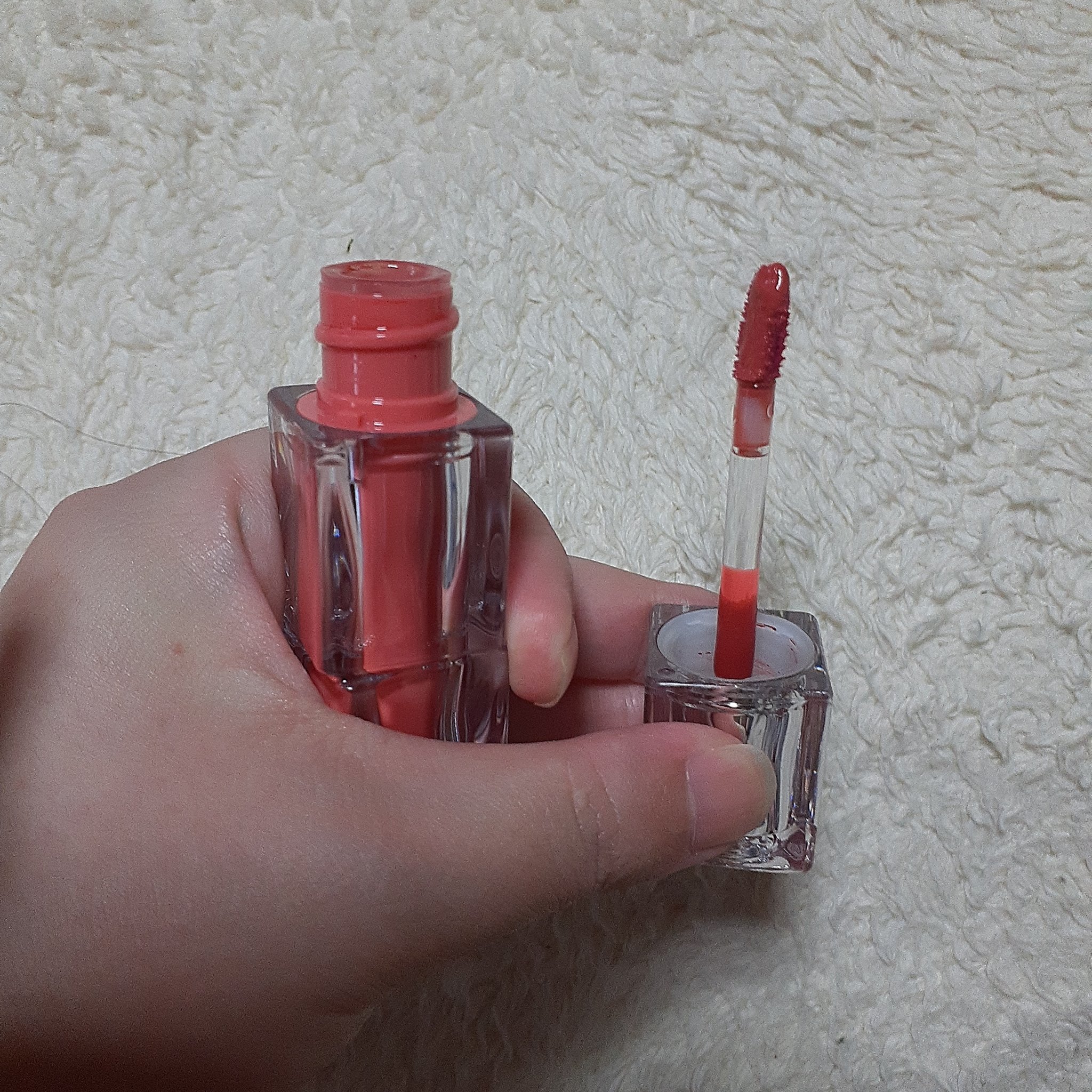 ウォーターリズムグロウティント 02 メリーコーラル/TIRTIR(ティルティル)/リップティントを使ったクチコミ（1枚目）