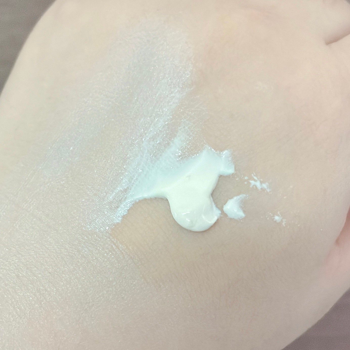 ブラックライス ピュア ミネラル リリーフ デイリー サンスクリーン/haruharu wonder/日焼け止めクリームを使ったクチコミ(4枚目)