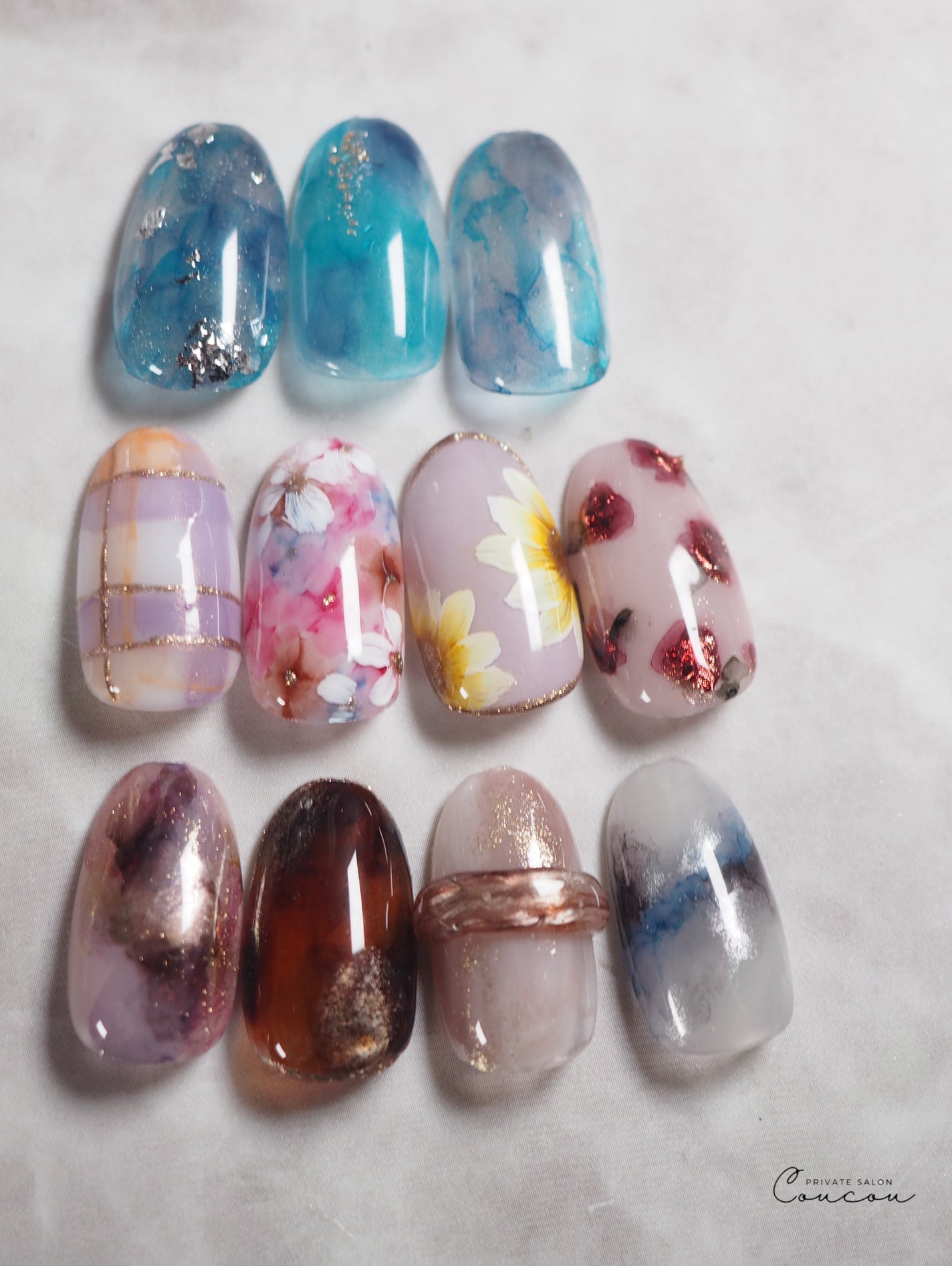 🐒ズボラママみっちゃんの高見えネイル💅 on LIPS 「←他にもたくさん投稿してます@nailparfaitgel昨日..」(1枚目)