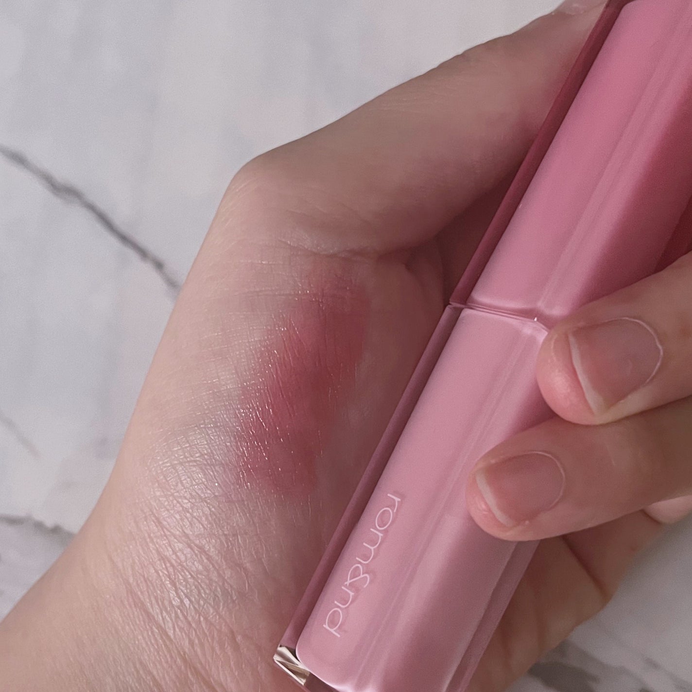 シアーティンテッドスティック/rom&nd/口紅を使ったクチコミ(2枚目)