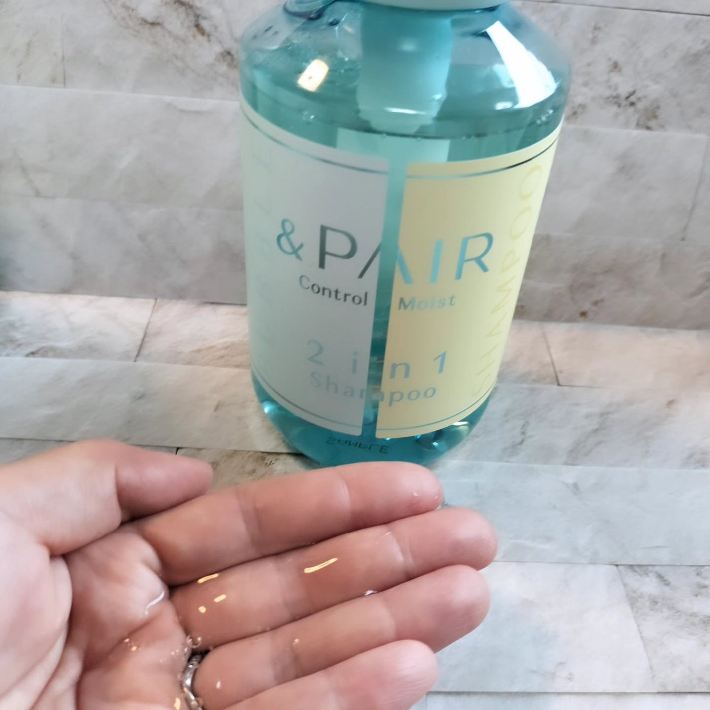 アンドペア コントロール モイスト 2in1 シャンプー&ヘアトリートメント/&PAIR/市販シャンプーを使ったクチコミ(2枚目)