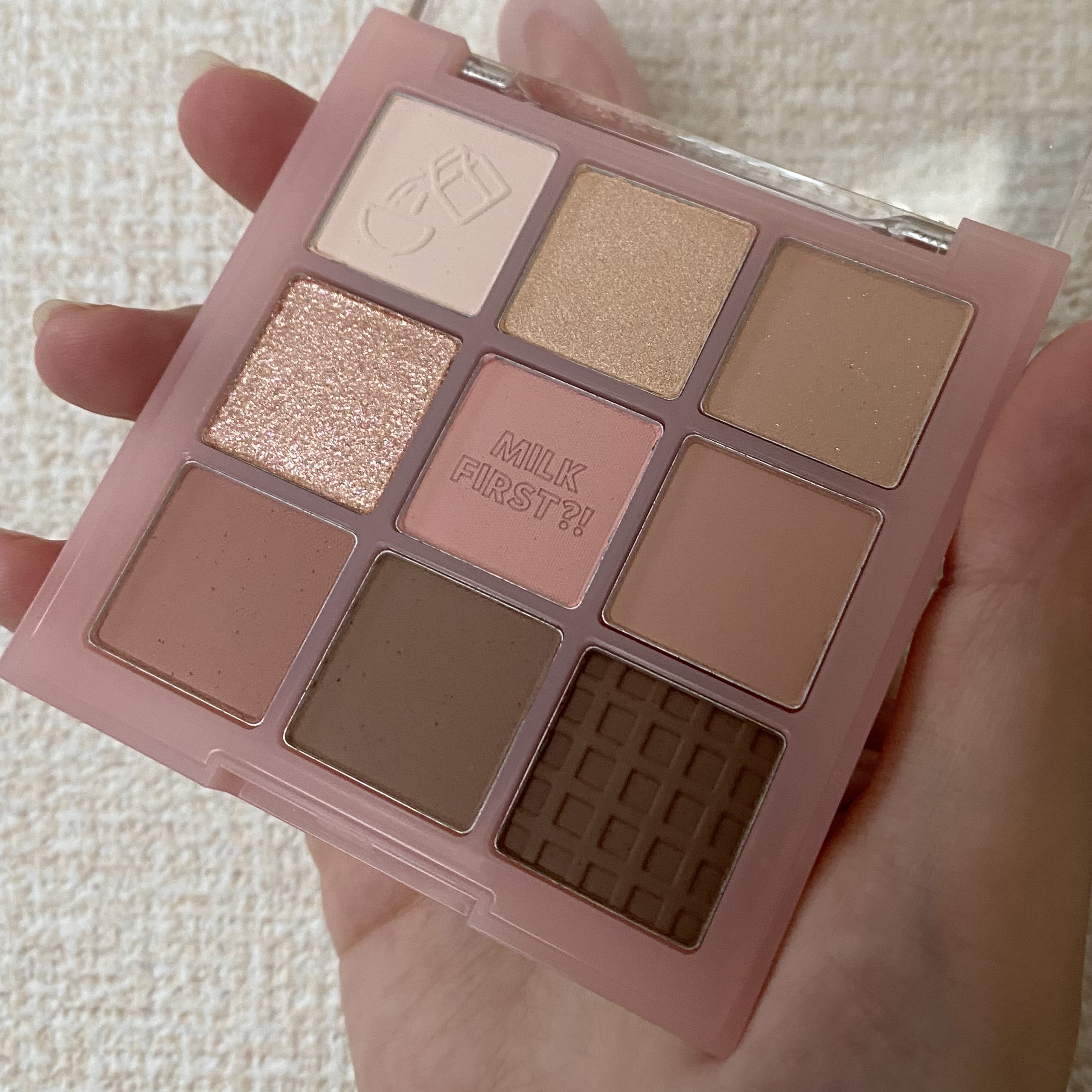 トーンオンシャドウパレット 01 トゥデイシリアルボール(Today cereal bowl)/Milk Touch/アイシャドウパレットを使ったクチコミ（2枚目）