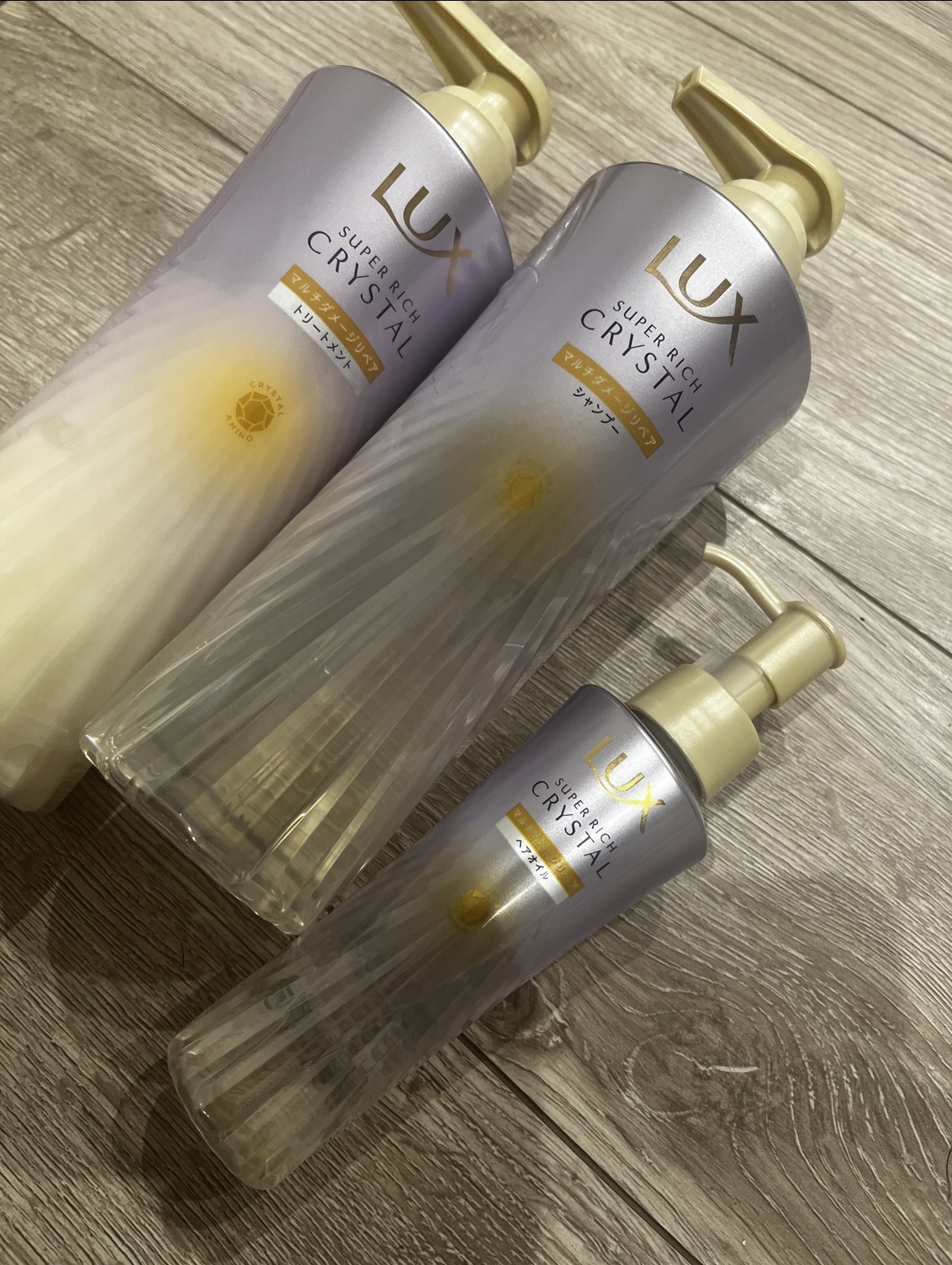 ラックス スーパーリッチクリスタル マルチダメージリペア ヘアオイル/LUX/ヘアオイルを使ったクチコミ（1枚目）