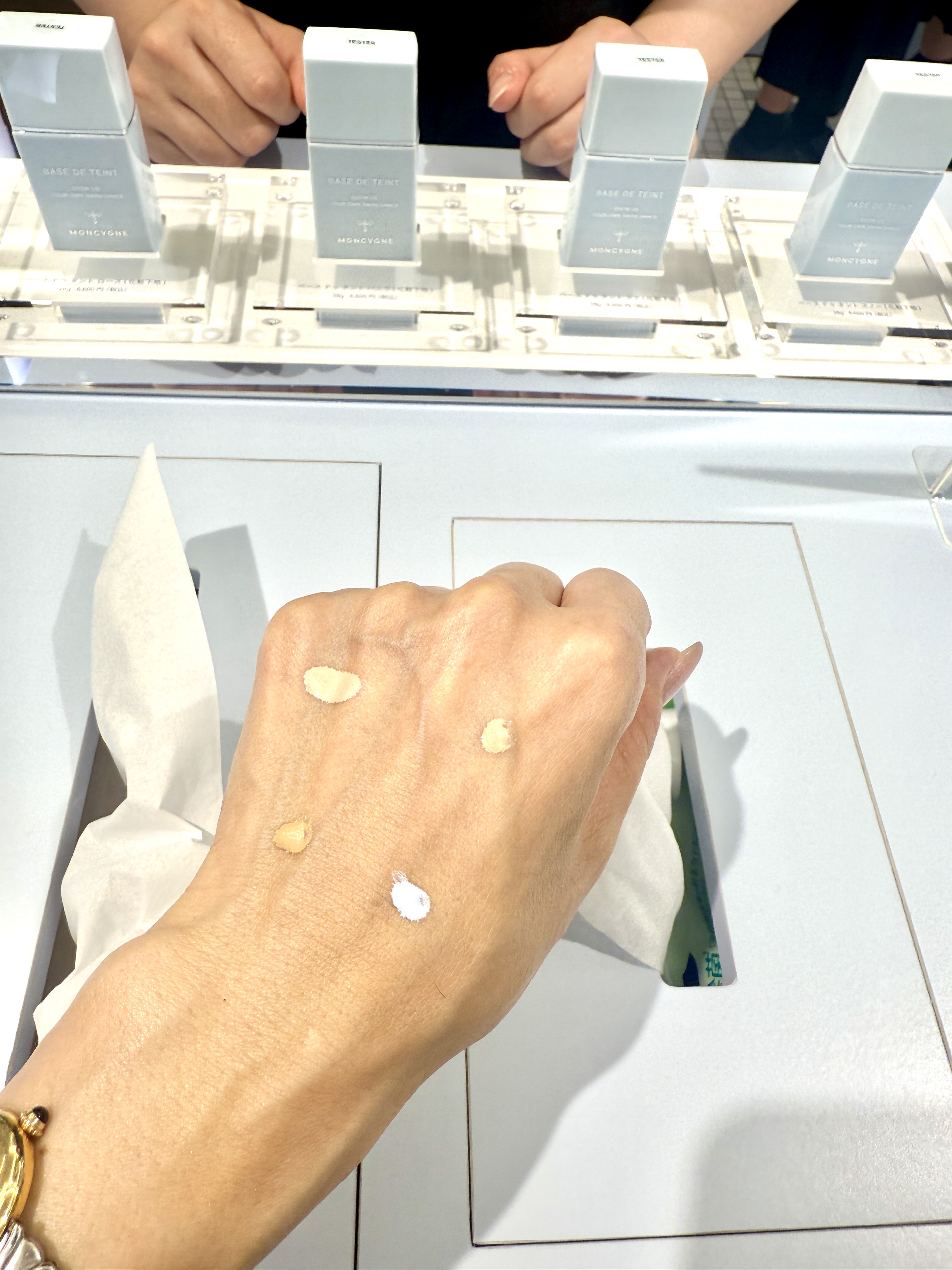 モンシーニュ ベース/moncygne/化粧下地を使ったクチコミ（1枚目）