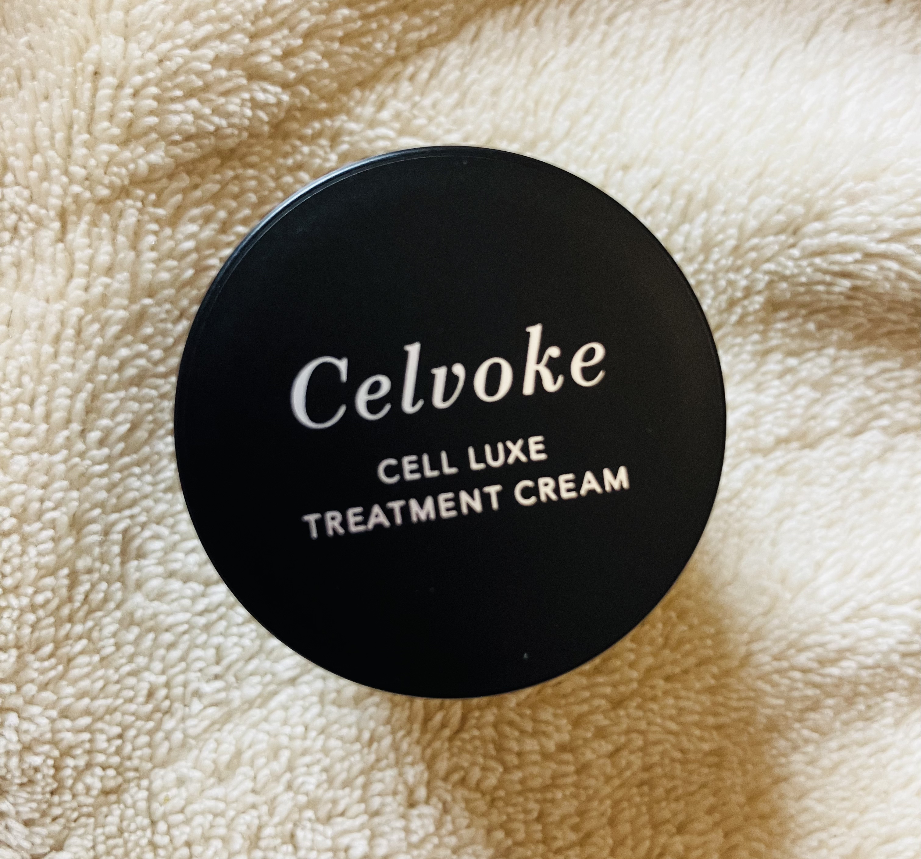 セルヴォーク セルリュクストリートメントクリーム/Celvoke/フェイスクリームを使ったクチコミ（2枚目）