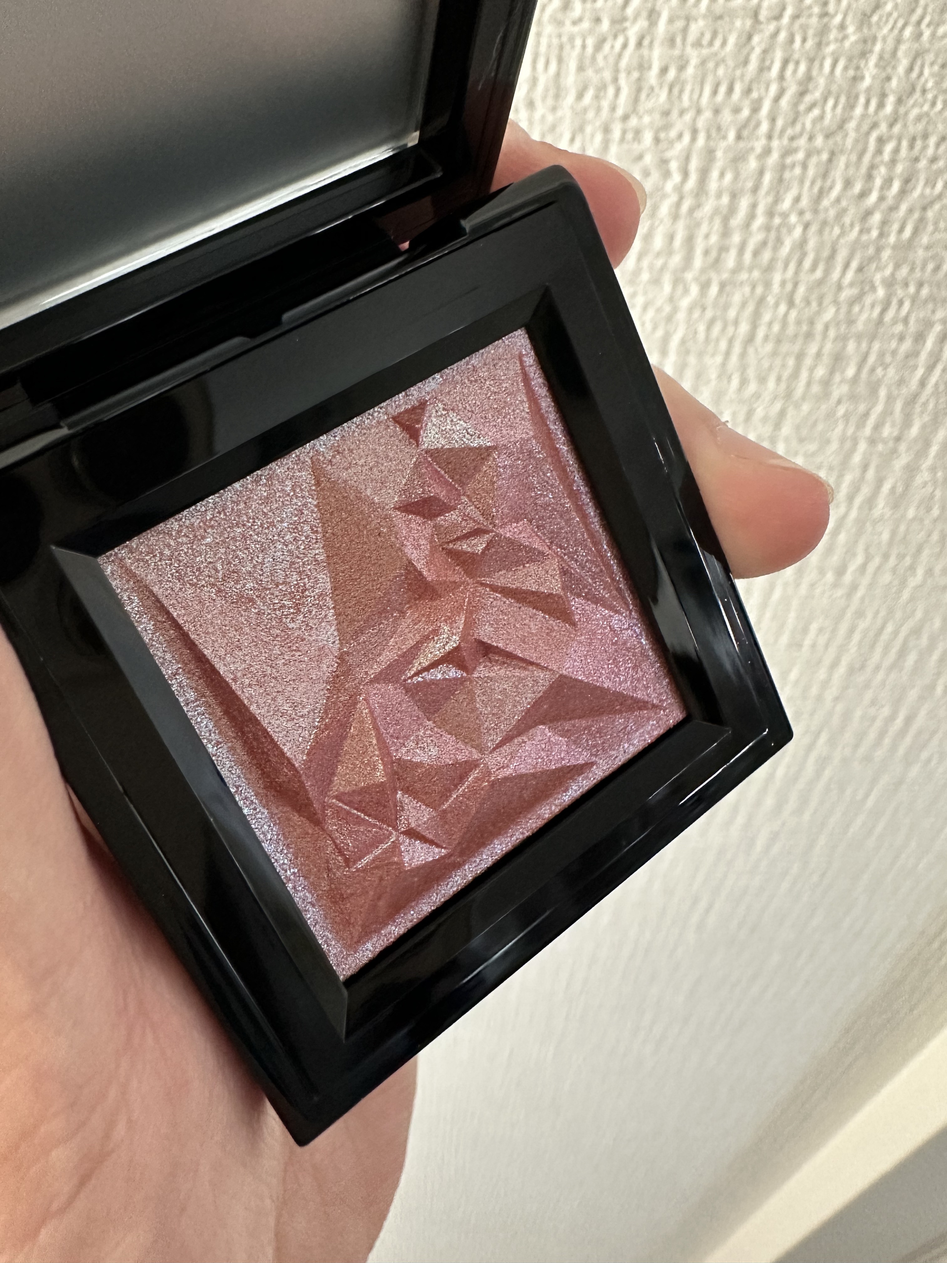 クラッシュド ジェム/shu uemura/単色アイシャドウを使ったクチコミ（2枚目）