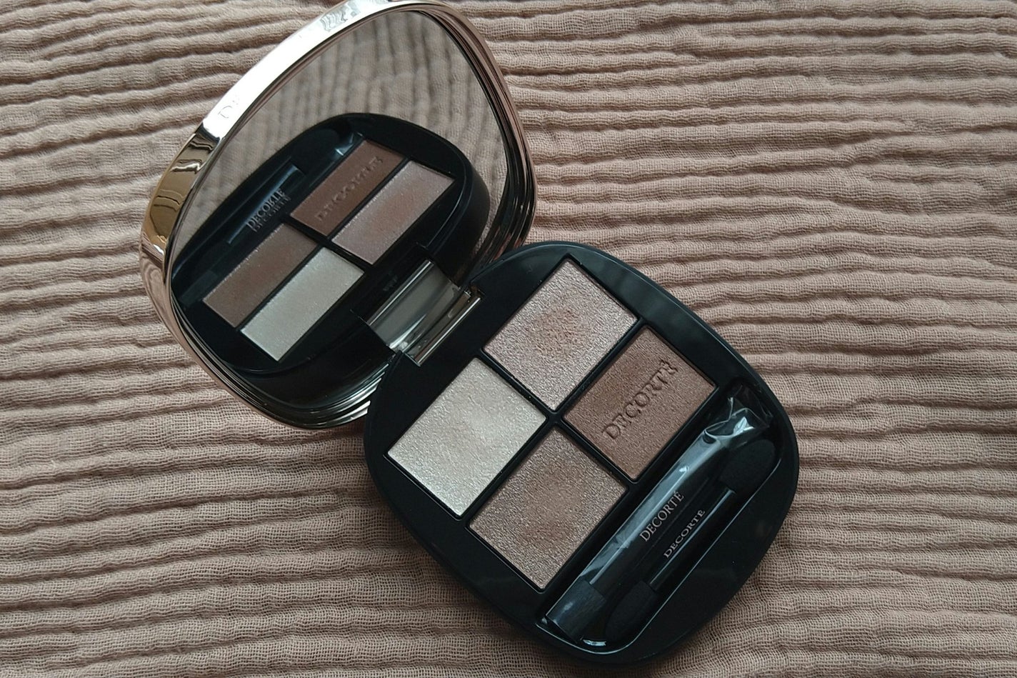 スキンシャドウ デザイニング パレット/DECORTÉ/アイシャドウパレットを使ったクチコミ(1枚目)
