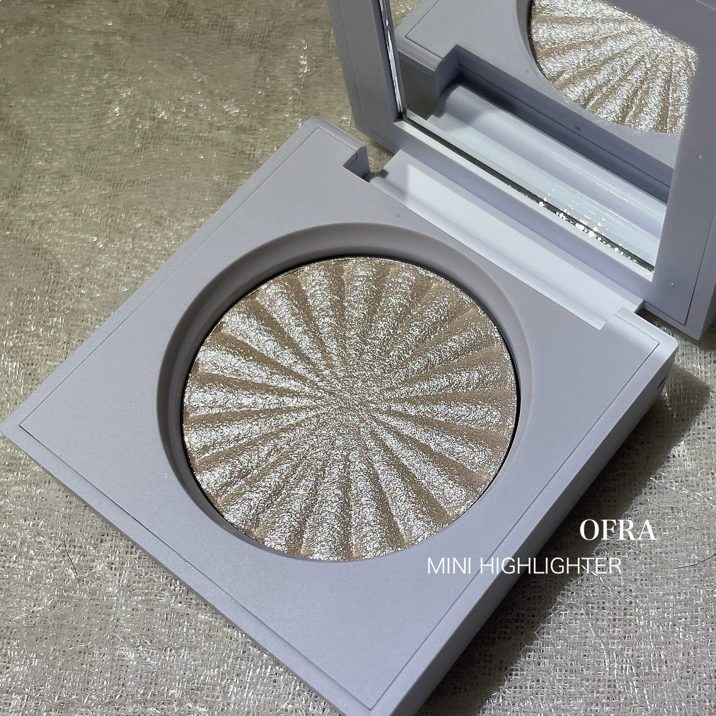 OFRA mini Highlighter/Ofra Cosmetics/パウダーハイライトを使ったクチコミ（1枚目）