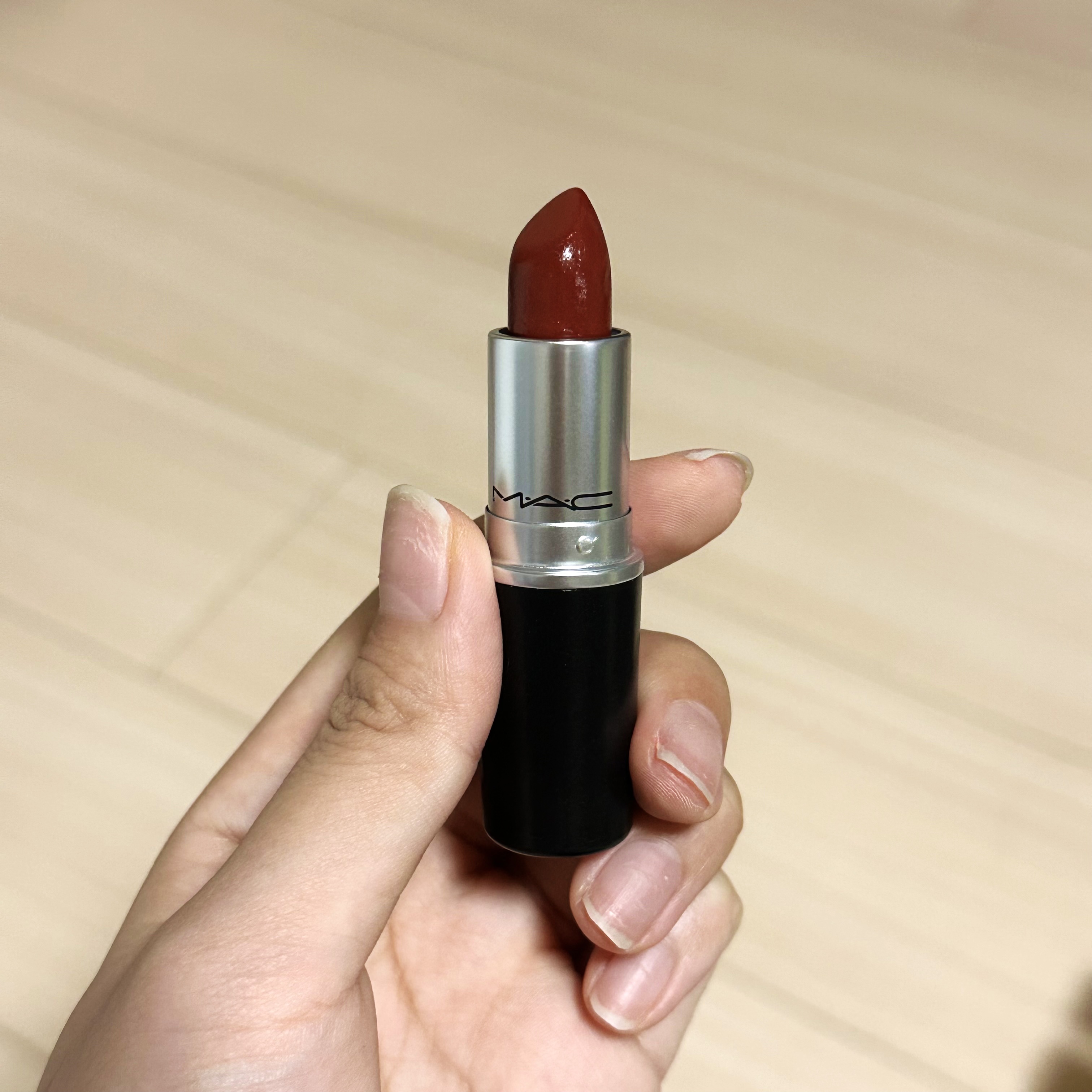 リップスティック デュボネ（アンプリファイド）/M・A・C/口紅を使ったクチコミ（1枚目）