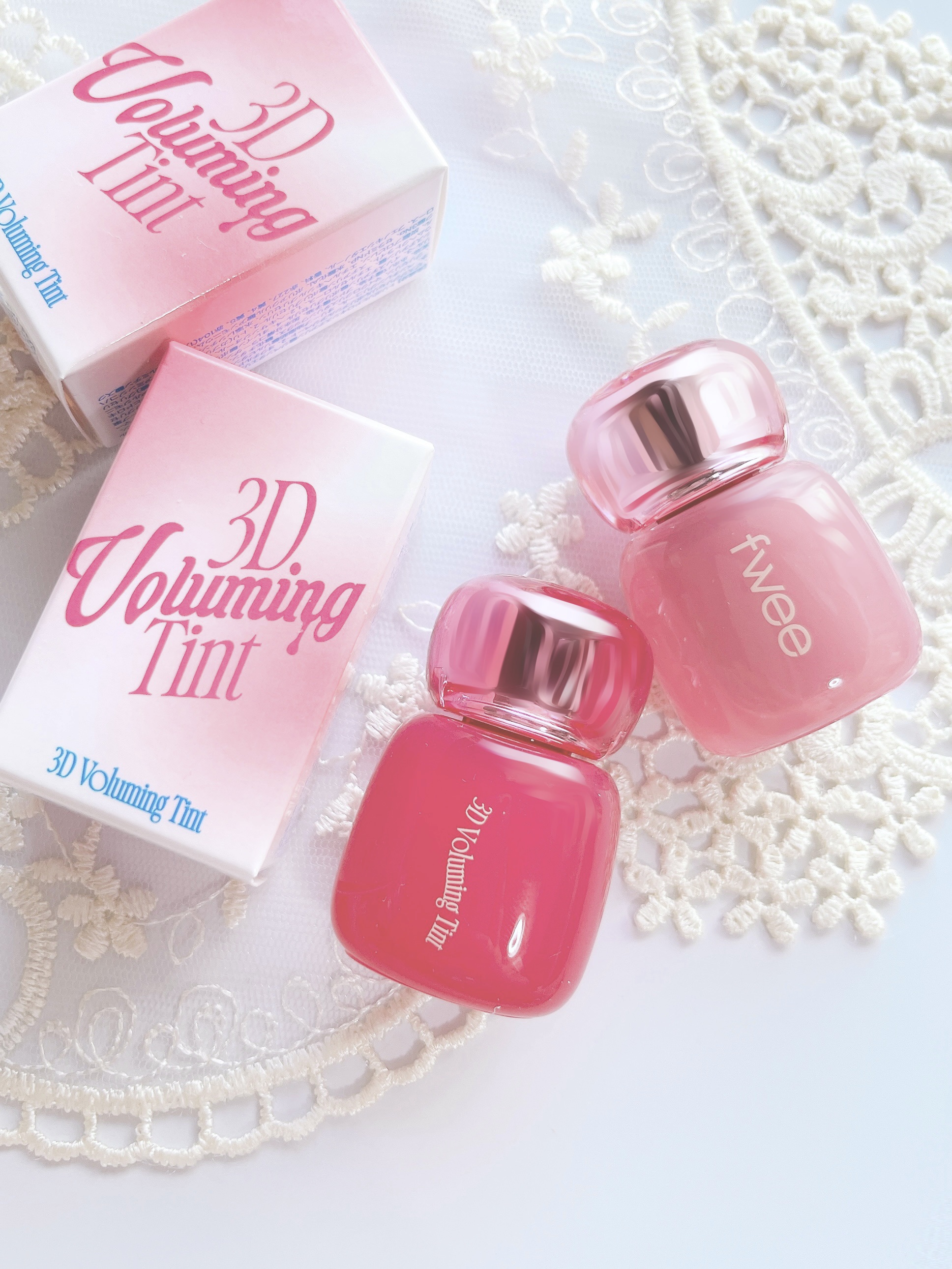 フィー 3Dボリューミングティント 05 ストロベリーポップ/fwee/リップティントを使ったクチコミ（2枚目）