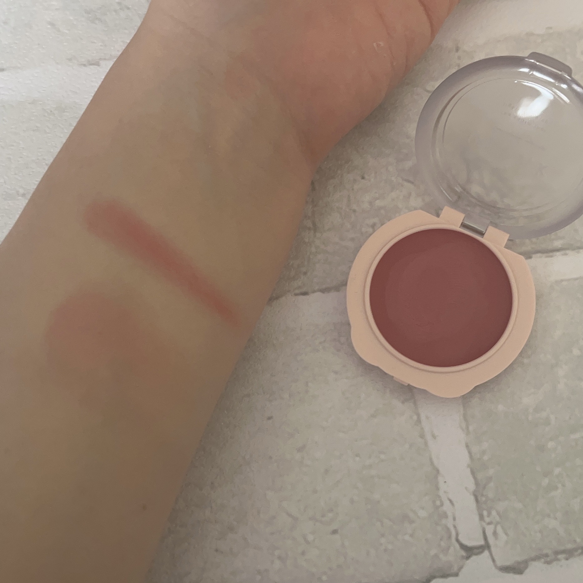 ドリーミーグロウチーク  01  ブルーミン/upink/ジェル・クリームチークを使ったクチコミ（2枚目）