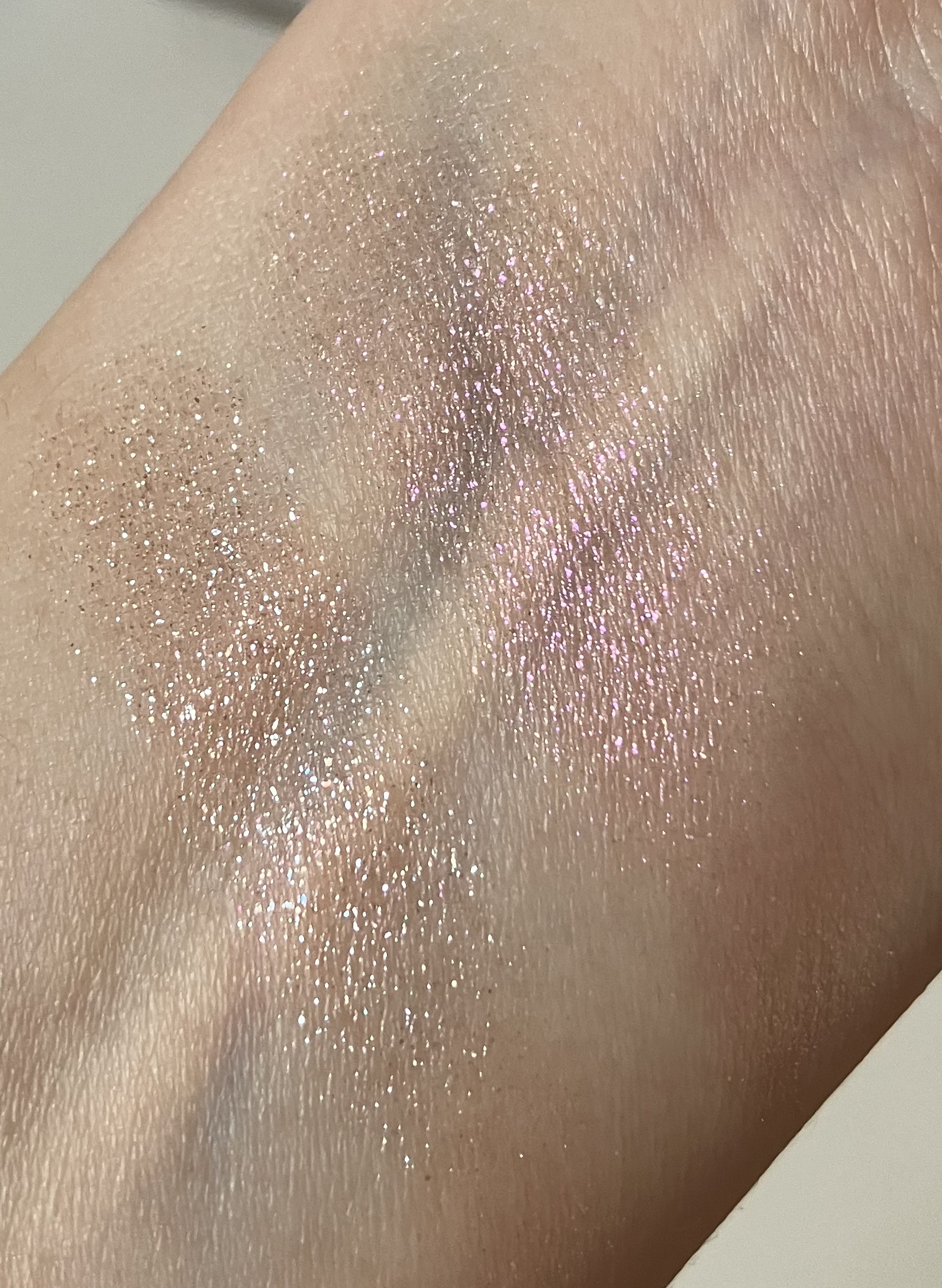 フラワーノーズスワンバレエシリーズ アイシャドウパレット 03 ピンクスワン/FlowerKnows/アイシャドウパレットを使ったクチコミ（3枚目）