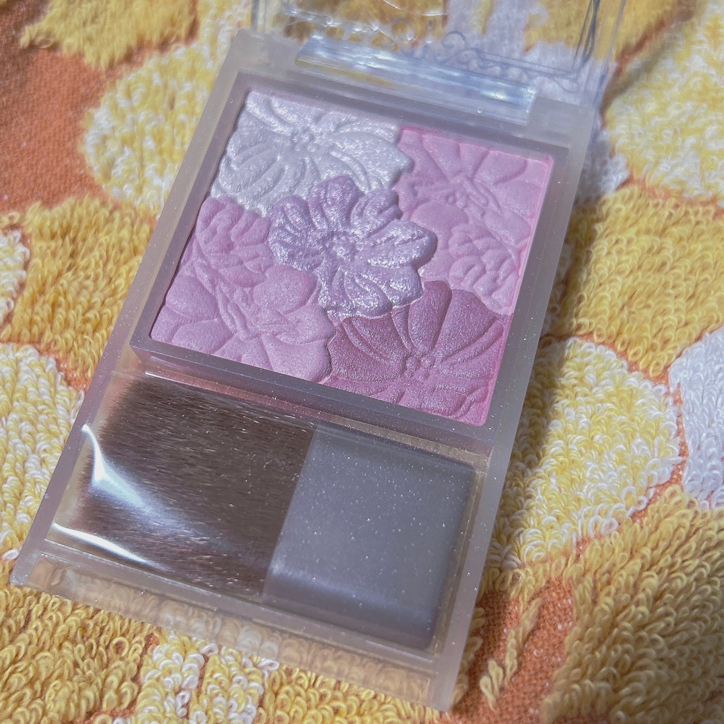 グロウフルールチークス(ブレンドタイプ)/キャンメイク/パウダーチークを使ったクチコミ(2枚目)