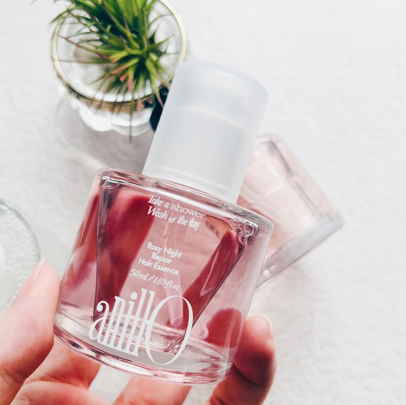 ロージーナイトヘアエッセンス/ANILLO/ヘアオイルを使ったクチコミ(4枚目)