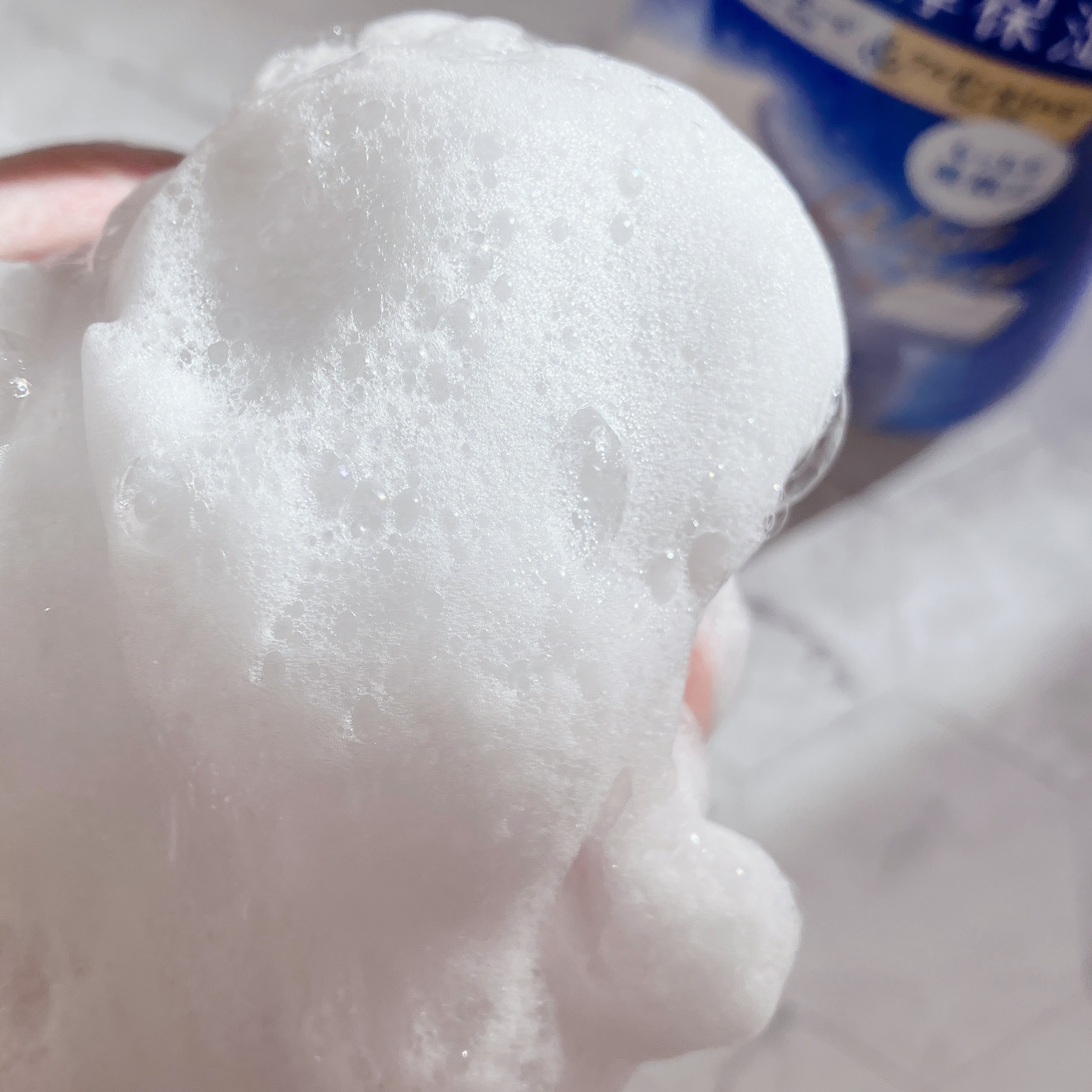 ニベア クリームケアボディウォッシュ W濃厚保湿 ヨーロピアンホワイトソープの香り/ニベア/ボディソープを使ったクチコミ（3枚目）