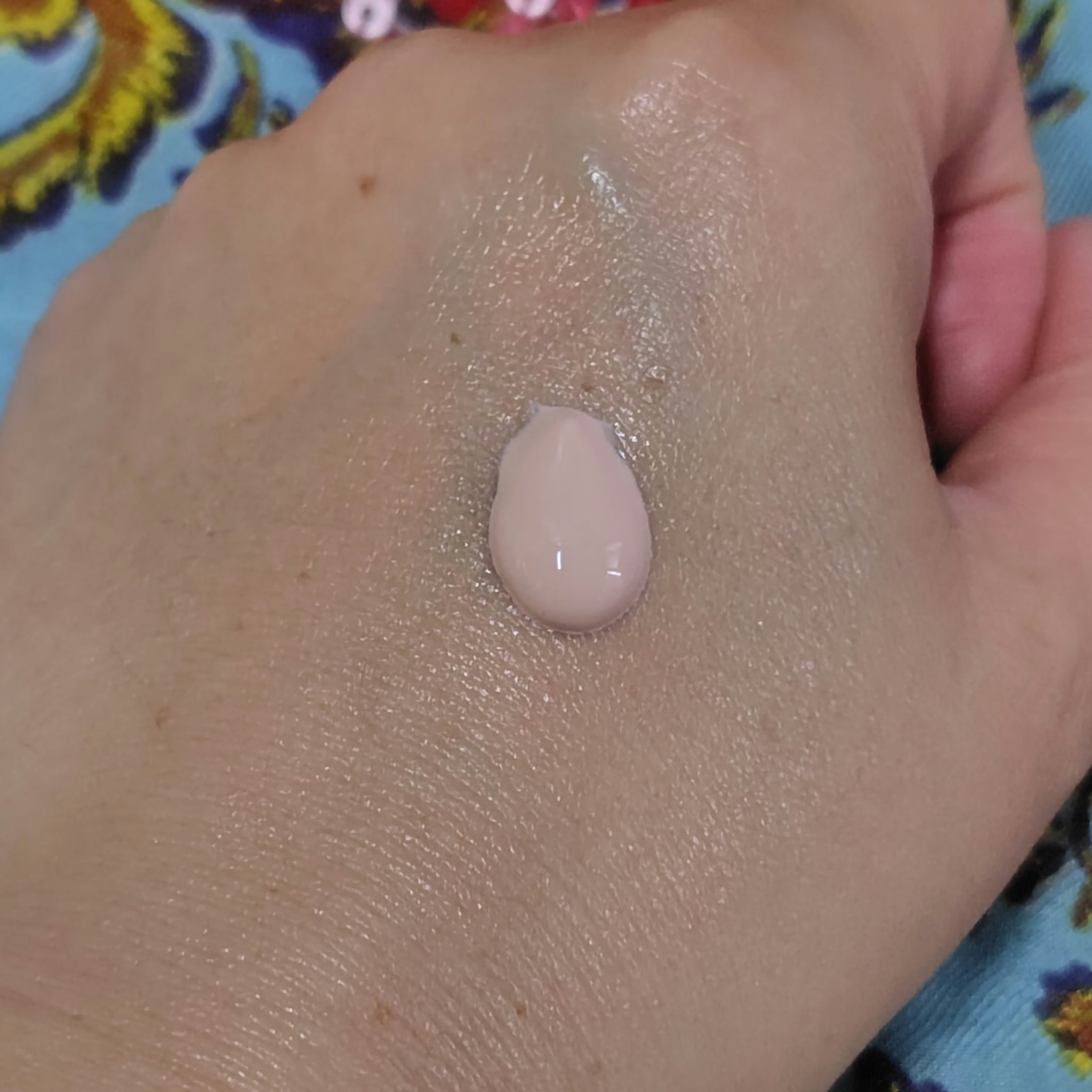 ウォータフルトーンアップサンクリーム/ダルバ/日焼け止めクリームを使ったクチコミ（3枚目）