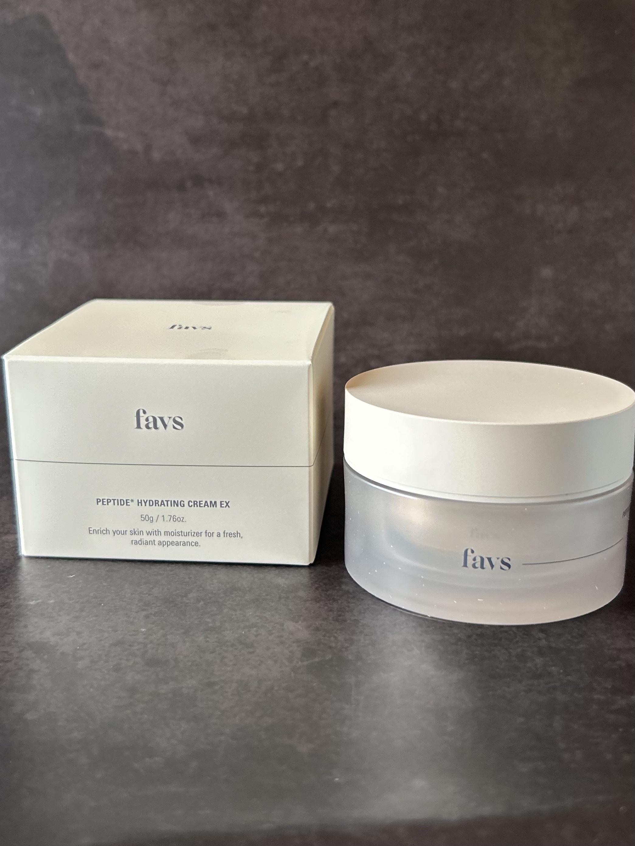 ペプチドハイドレーティングクリーム 50g/favs/フェイスクリームを使ったクチコミ（2枚目）