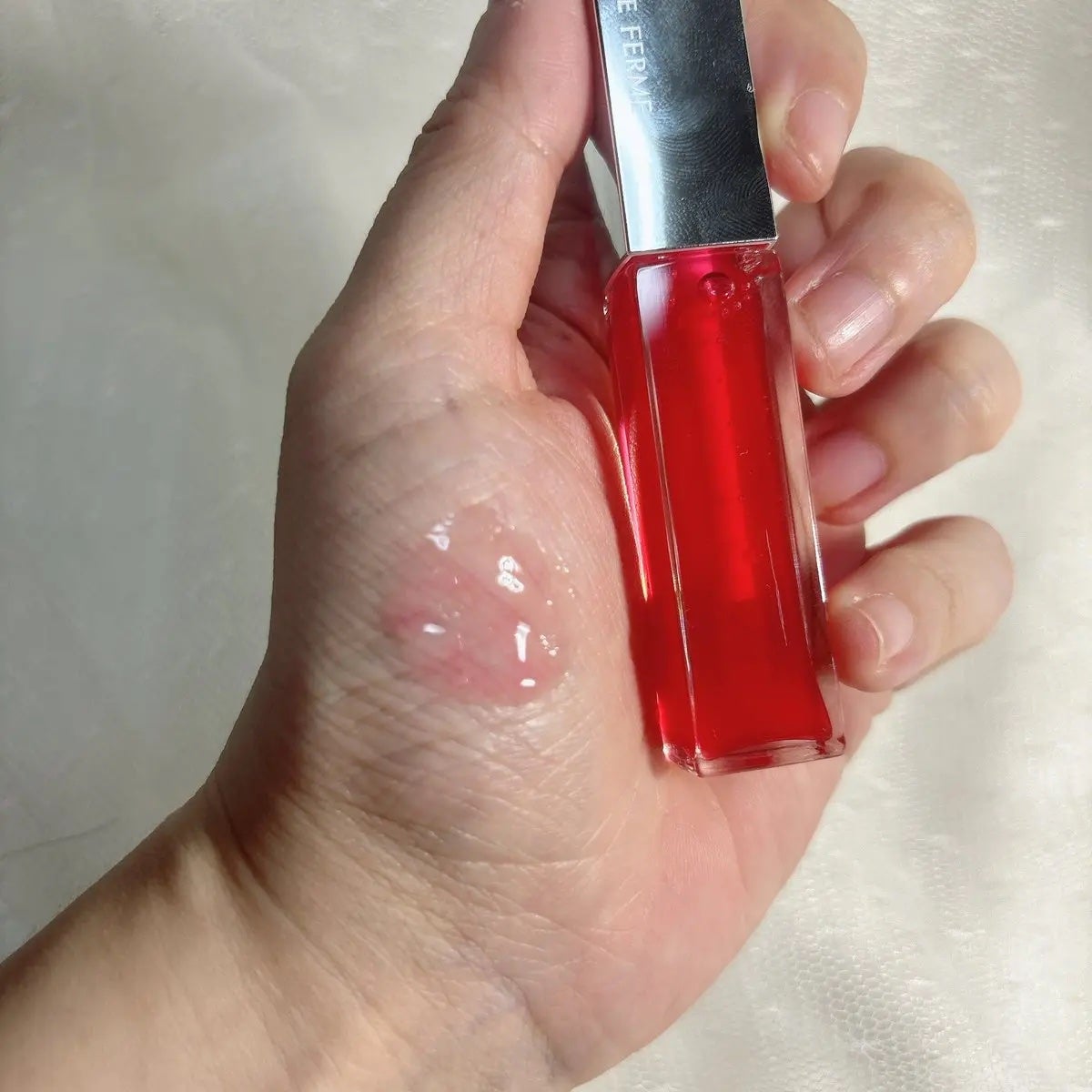 キスミー フェルム ヒアルガラスリップ/キスミー フェルム/リップグロスを使ったクチコミ(2枚目)