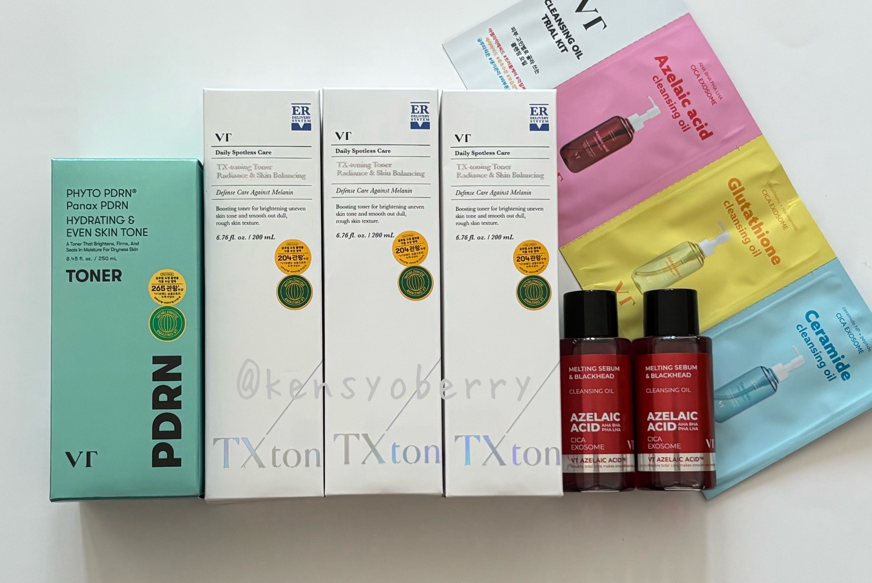 ‍🏃‍♀️🌿
Qoo10メガ割 VTの1+1で購入
TXトーニングトナー
PDRNトナー
🏃‍♀️🌿

毎日くすみの悩みと血色が悪い肌なのでTXトーニングトナーは手放せない、リピ買い！
肌の調子を気にせず朝夜バシャバシャ使えるのがお