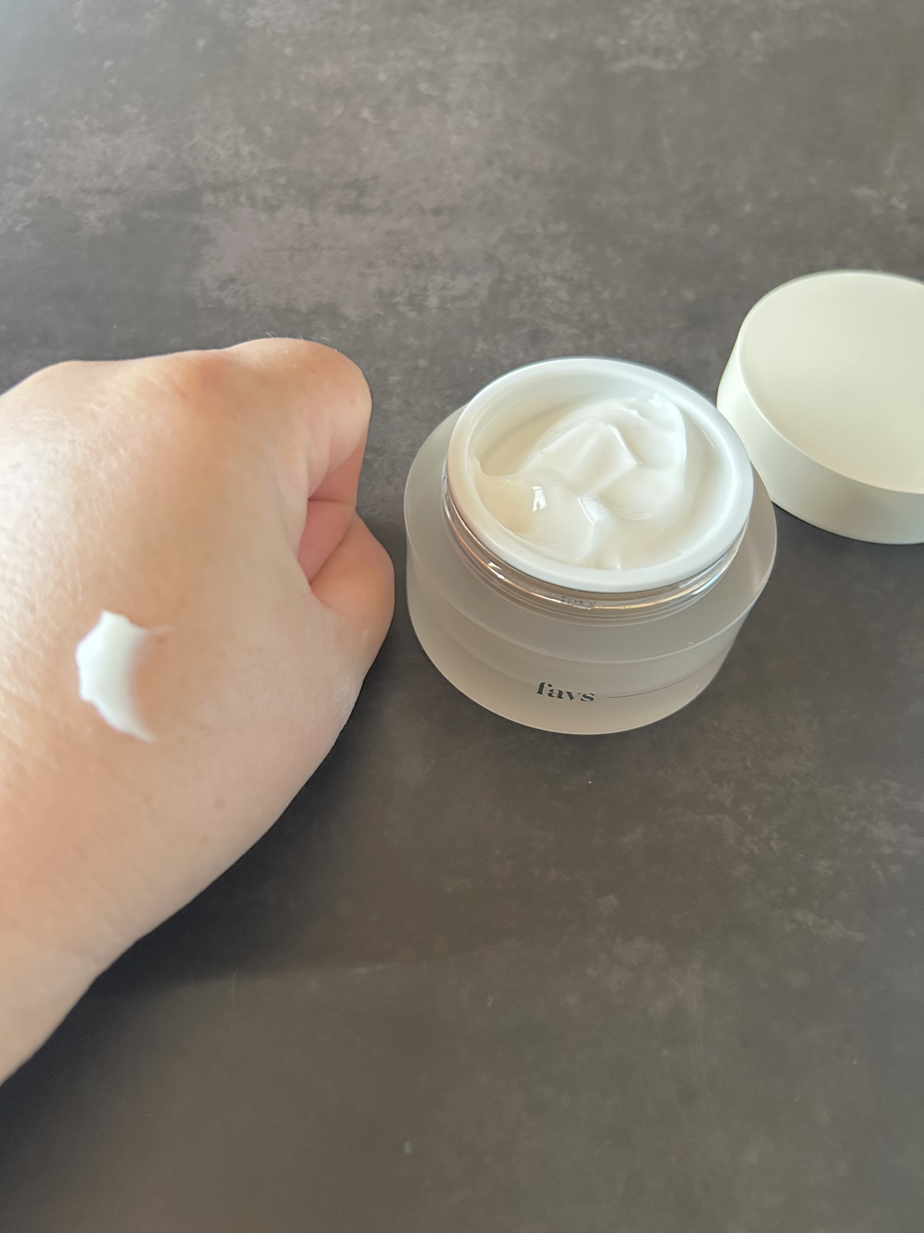 ペプチドハイドレーティングクリーム 50g/favs/フェイスクリームを使ったクチコミ（3枚目）