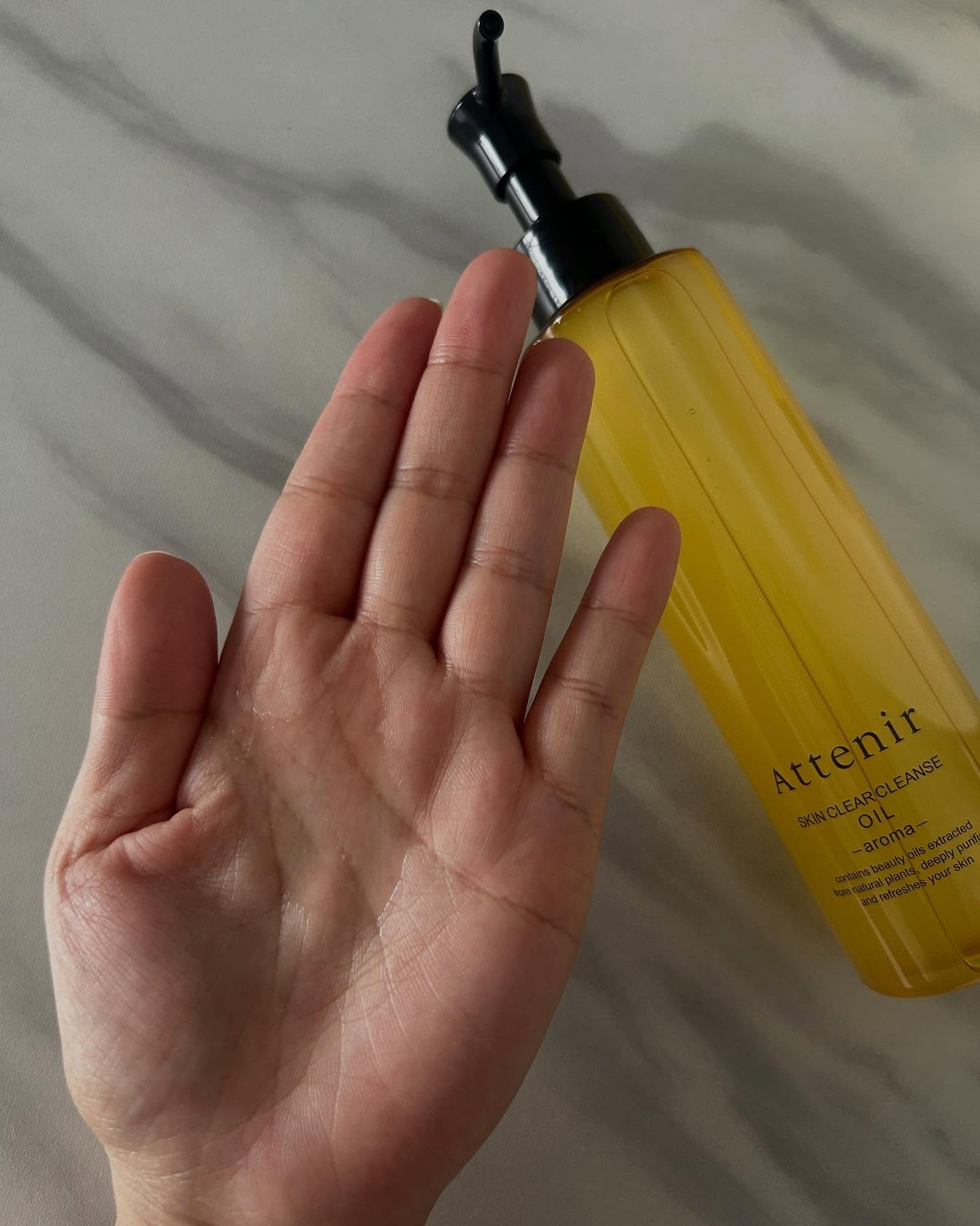 スキンクリア クレンズ オイル ＜アロマタイプ＞/アテニア/オイルクレンジングを使ったクチコミ（2枚目）