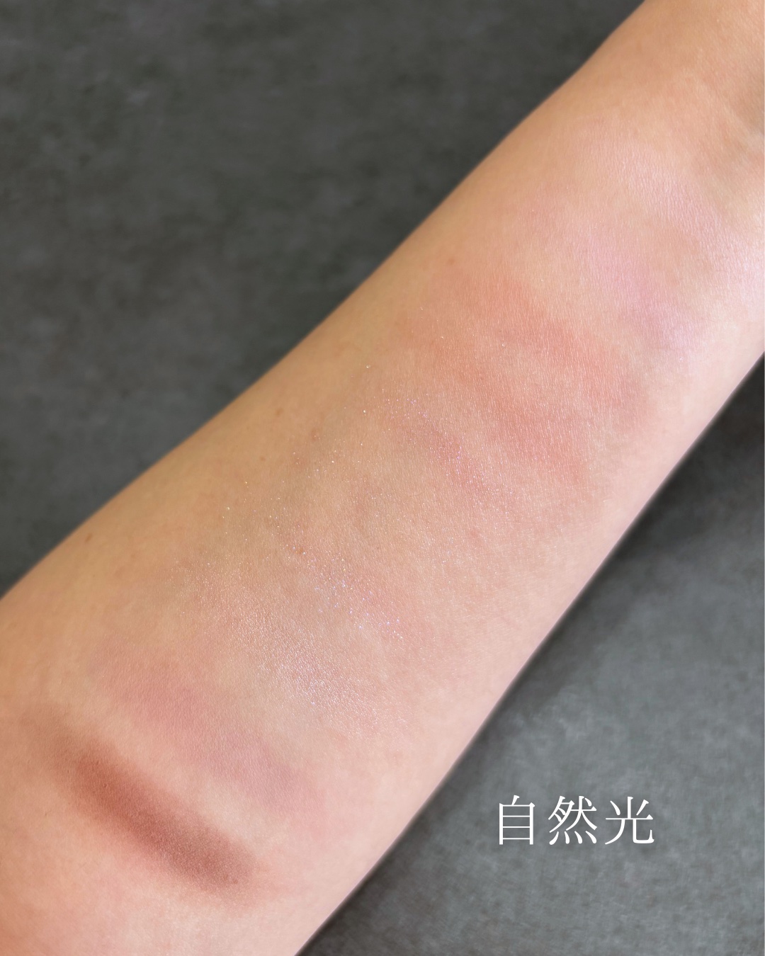 ライト オン アイズ シャドウ パレット/Lummir/アイシャドウパレットを使ったクチコミ（2枚目）