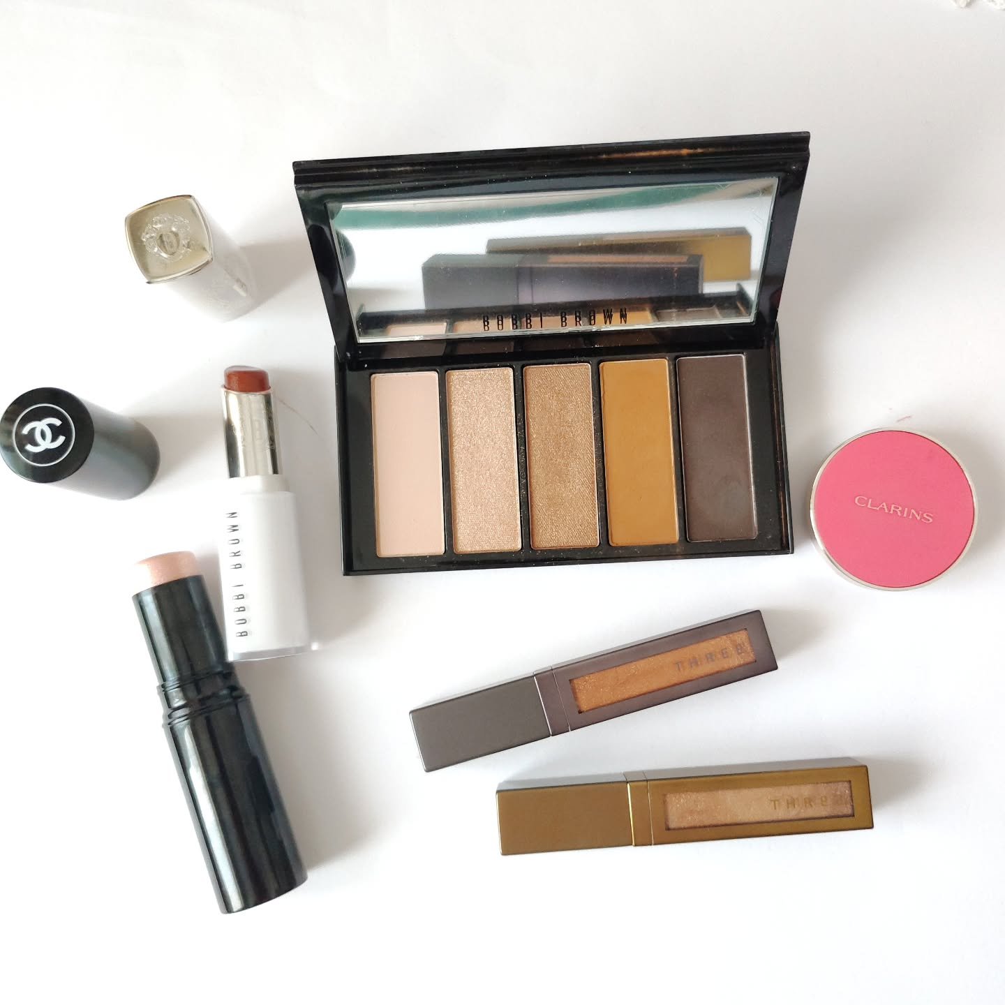 THREE ユナイテッドフルイドアイカラー B01 DREAM TEAM/THREE/リキッドアイシャドウを使ったクチコミ（1枚目）