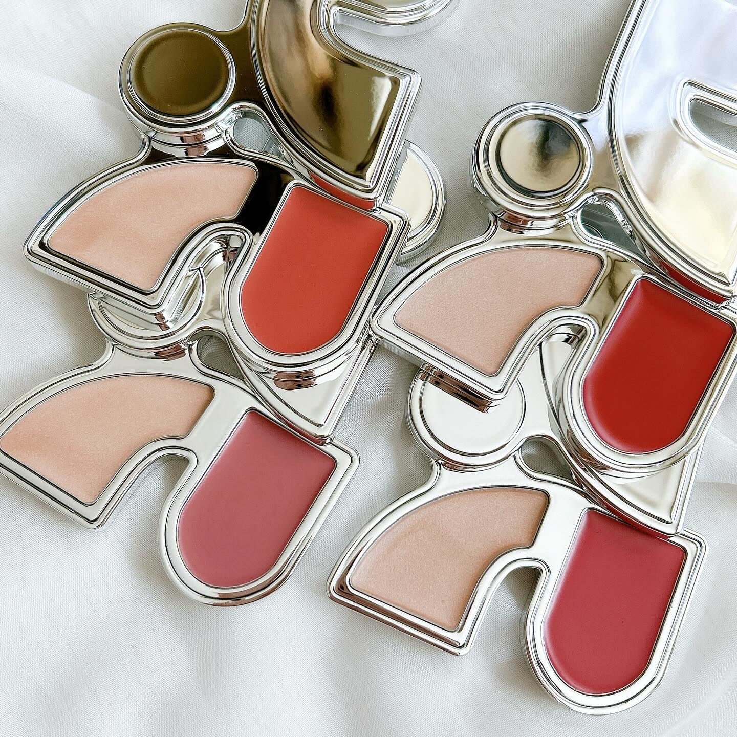 マルチブラッシュアンドハイライターデュオ/Rest & Recreation BEAUTY/ジェル・クリームチークを使ったクチコミ（2枚目）