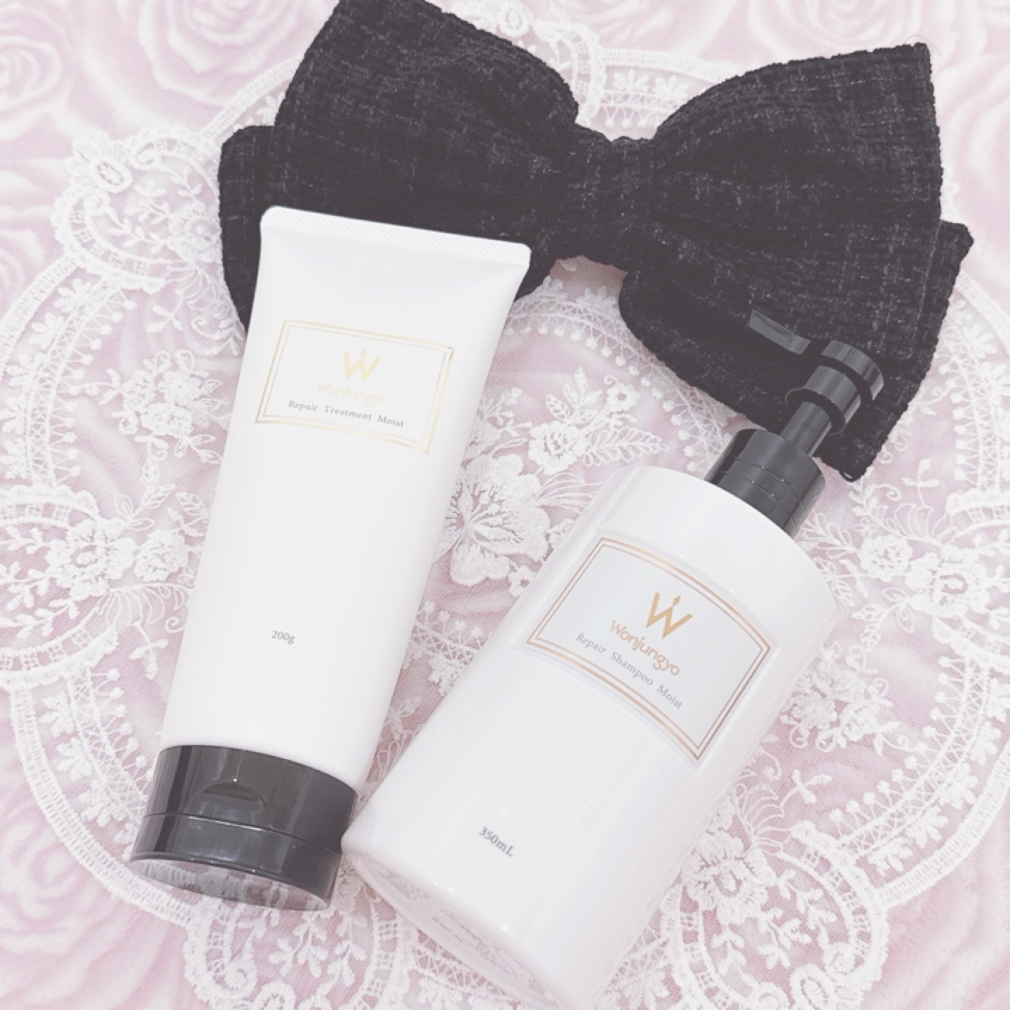 @wonjungyohair_official_jp 様からシャンプーとトリートメントをギフティングして頂きました！ありがとうございます！
髪のパサつき・広がりが気になる方にオススメみたいで今の時期にもピッタリだなぁと思いました🫶🏻
最