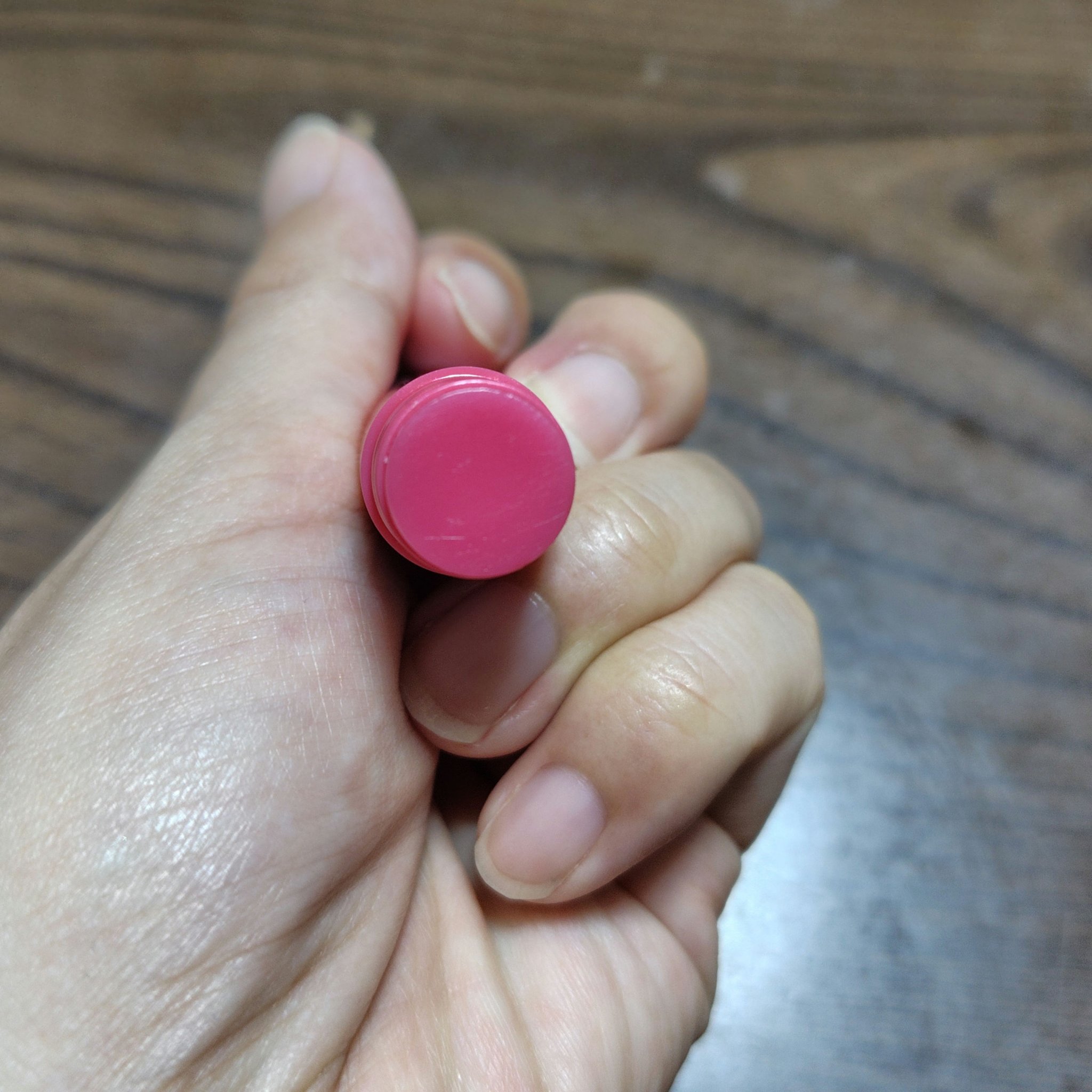 モイストピュアカラーリップ/ニベア/リップクリームを使ったクチコミ（3枚目）