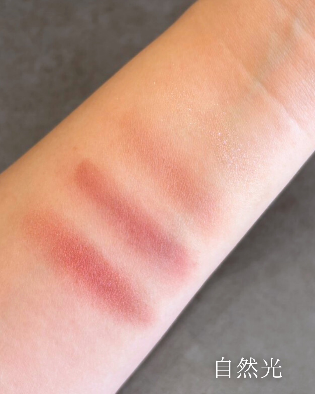 クチュール ミニ クラッチ/YVES SAINT LAURENT BEAUTE/アイシャドウパレットを使ったクチコミ（3枚目）