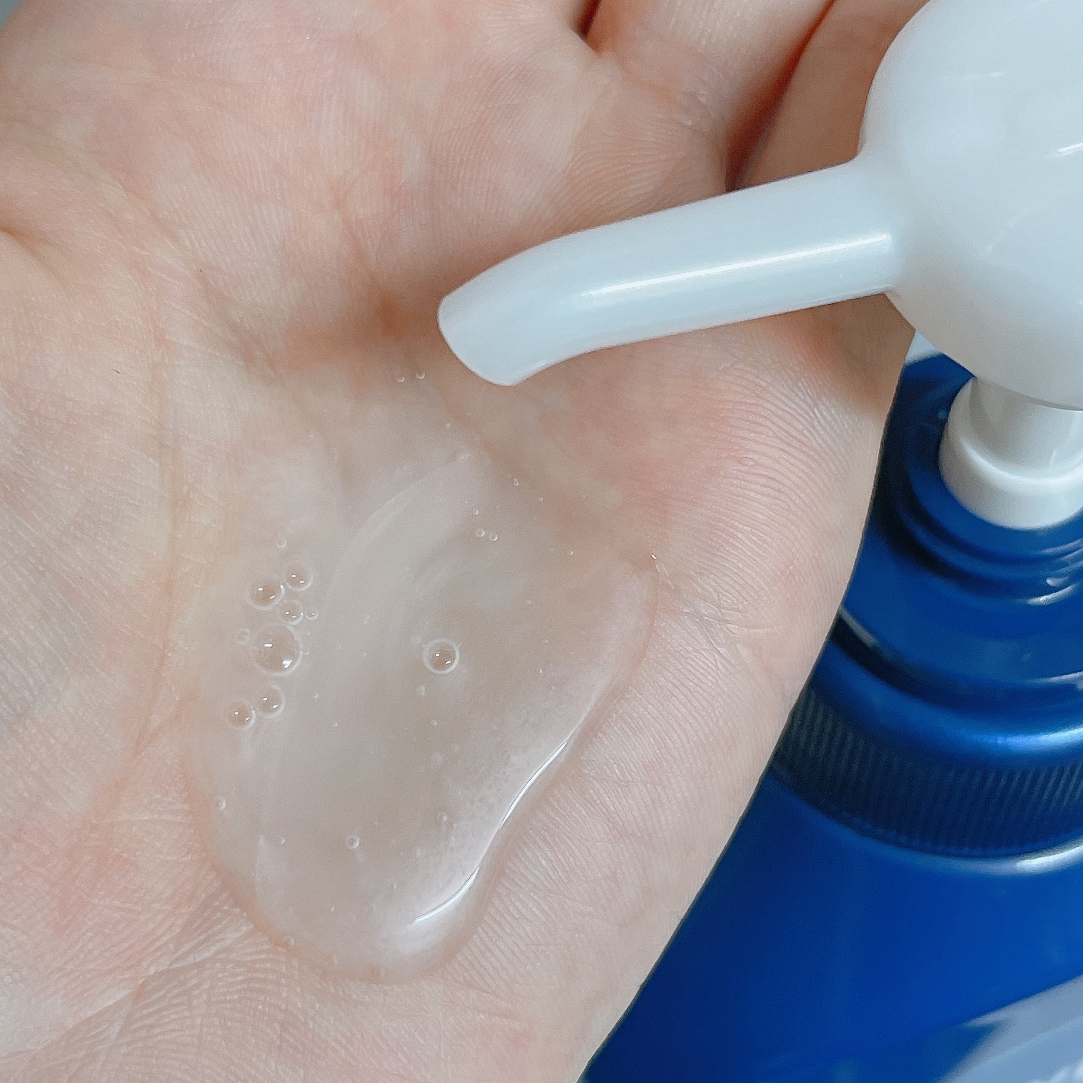 ニベア クリームケアボディウォッシュ W濃厚保湿 ヨーロピアンホワイトソープの香り/ニベア/ボディソープを使ったクチコミ（2枚目）