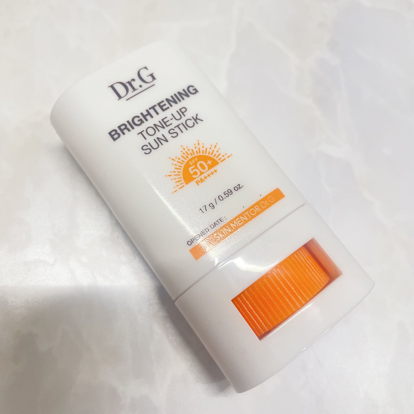 ブライトニングアップサンスティック SPF50+ PA++++/Dr.G/日焼け止めスティックを使ったクチコミ(2枚目)