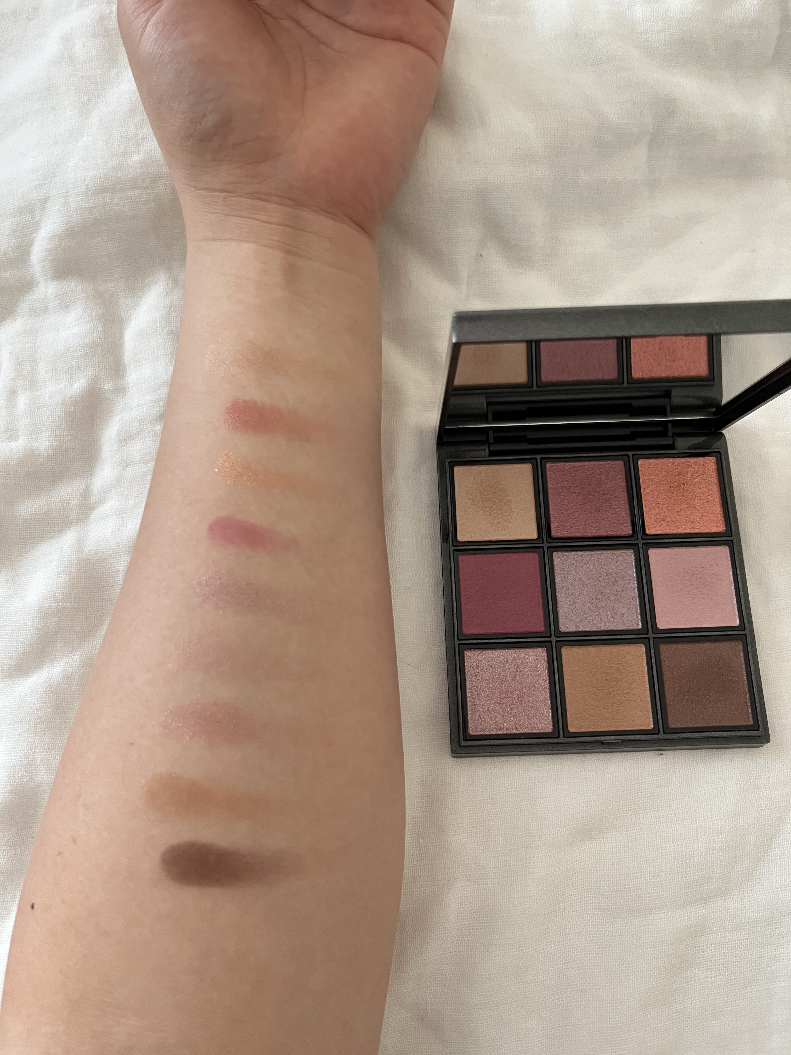 セルヴォーク エクスプレッシヴ アイズ/Celvoke/アイシャドウパレットを使ったクチコミ（3枚目）