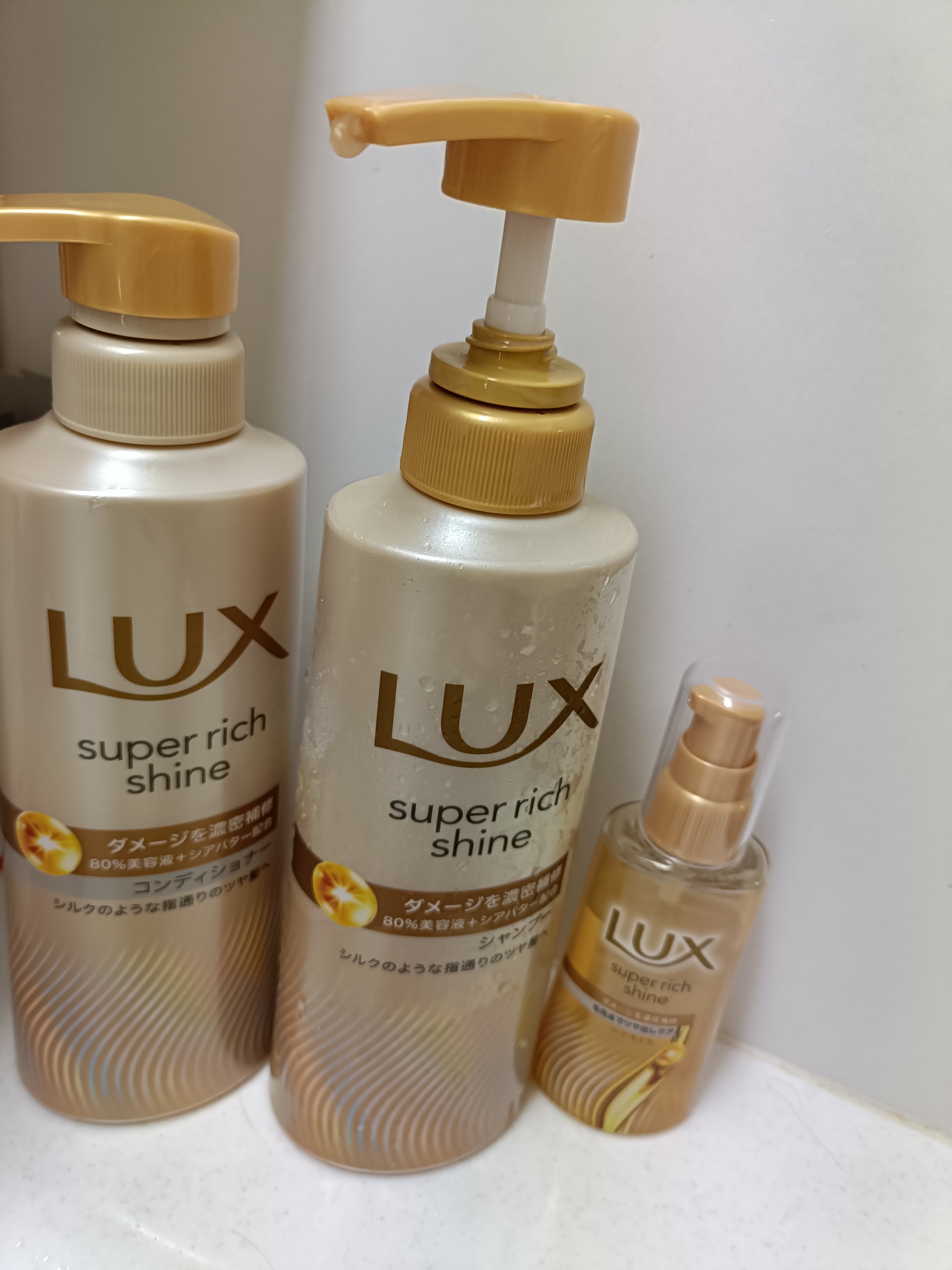 スーパーリッチシャイン ダメージリペア 補修シャンプー / 補修コンディショナー/LUX/市販シャンプーを使ったクチコミ（1枚目）