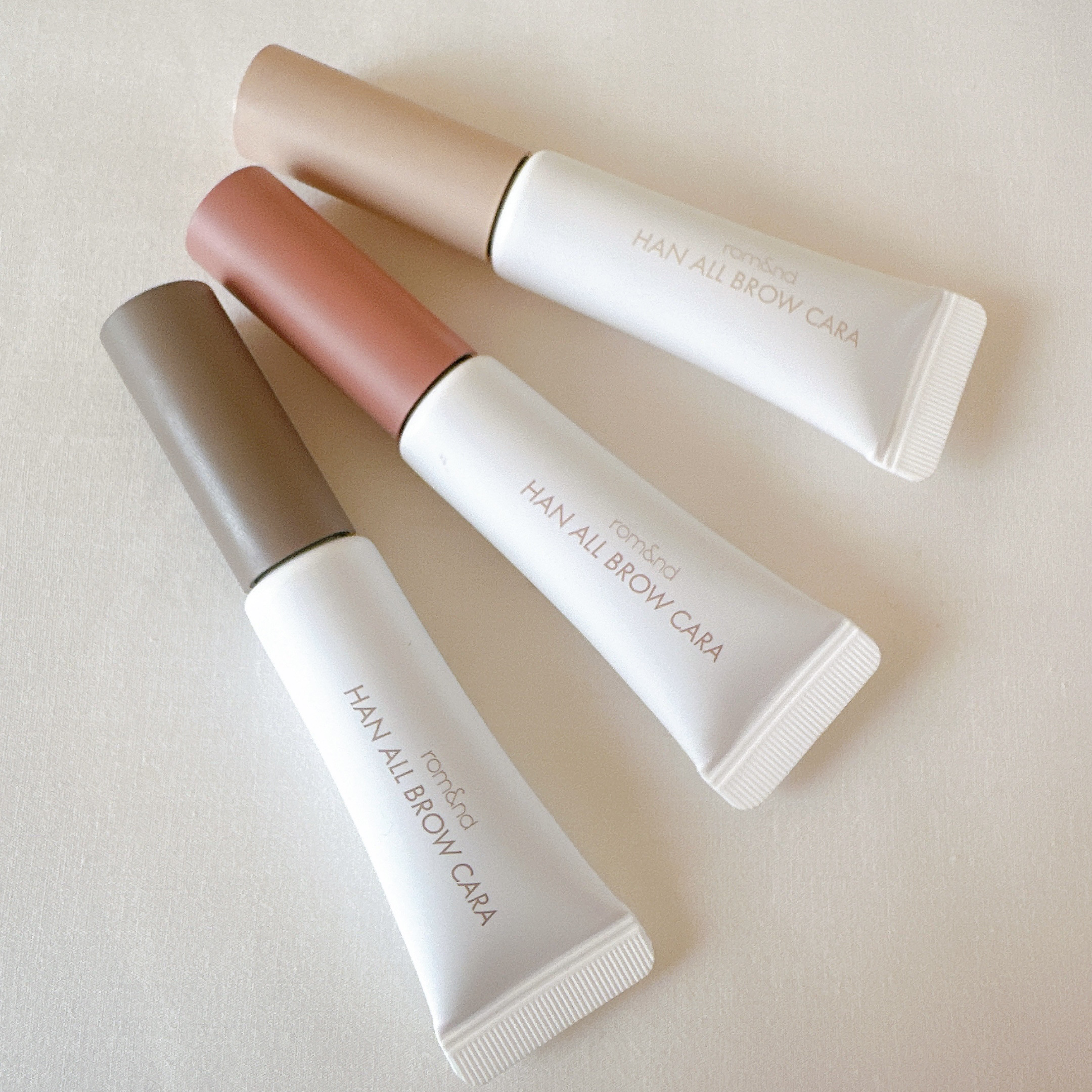 ハンオールブロウカラ/rom&nd/眉マスカラを使ったクチコミ（2枚目）