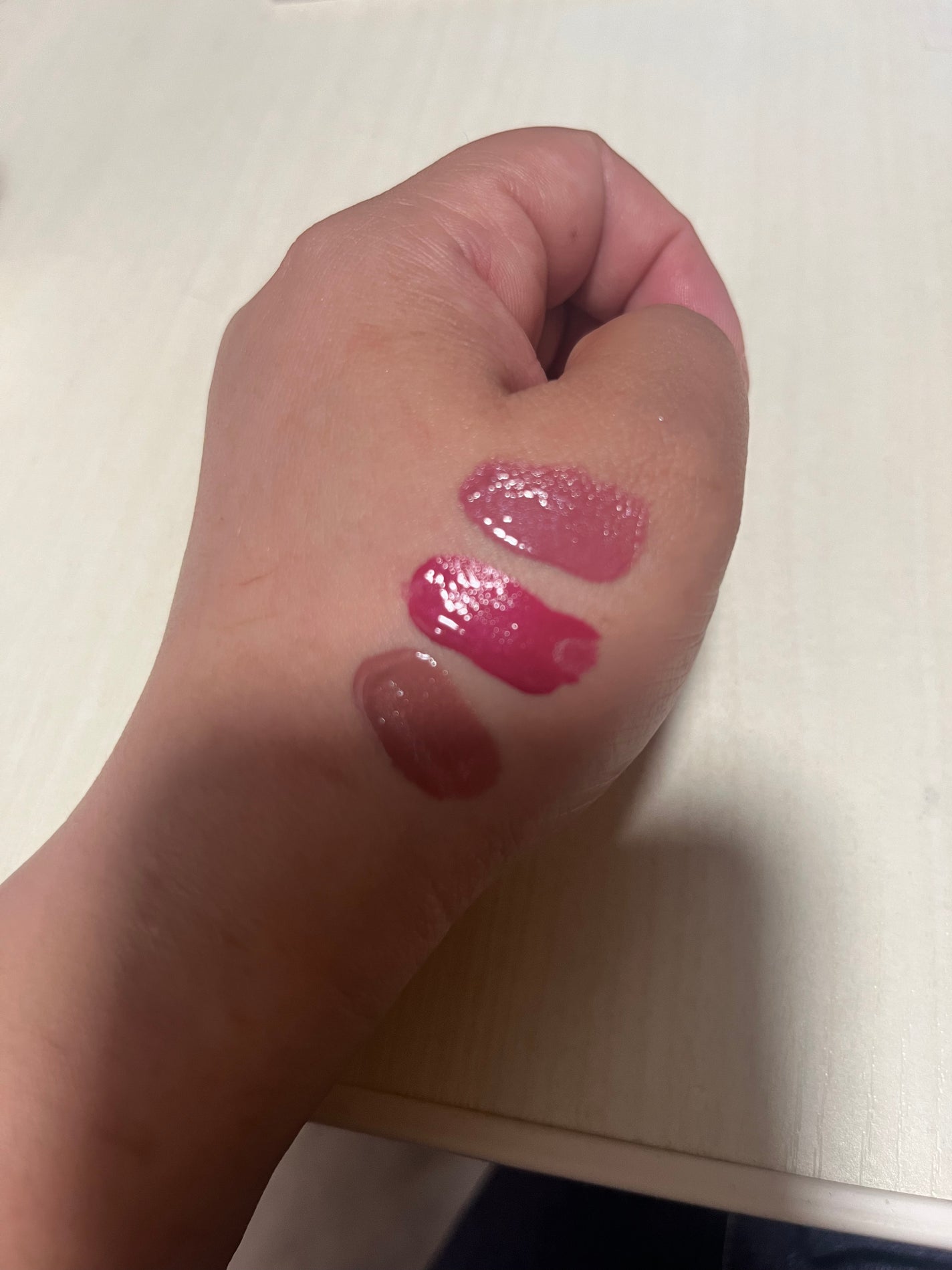 ラスティング プロボカリプス リップカラー/リンメル ロンドン/リップグロスを使ったクチコミ(2枚目)