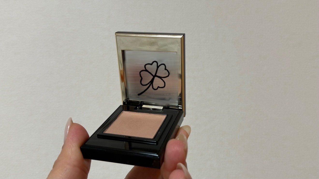 モノ ルック アイズ/SUQQU/単色アイシャドウを使ったクチコミ（2枚目）