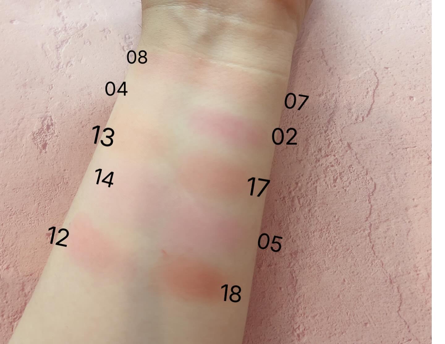 バニラコ ロマンティック ブラッシュ リップ＆チーク 07 グリマー/BANILA CO/口紅を使ったクチコミ（2枚目）