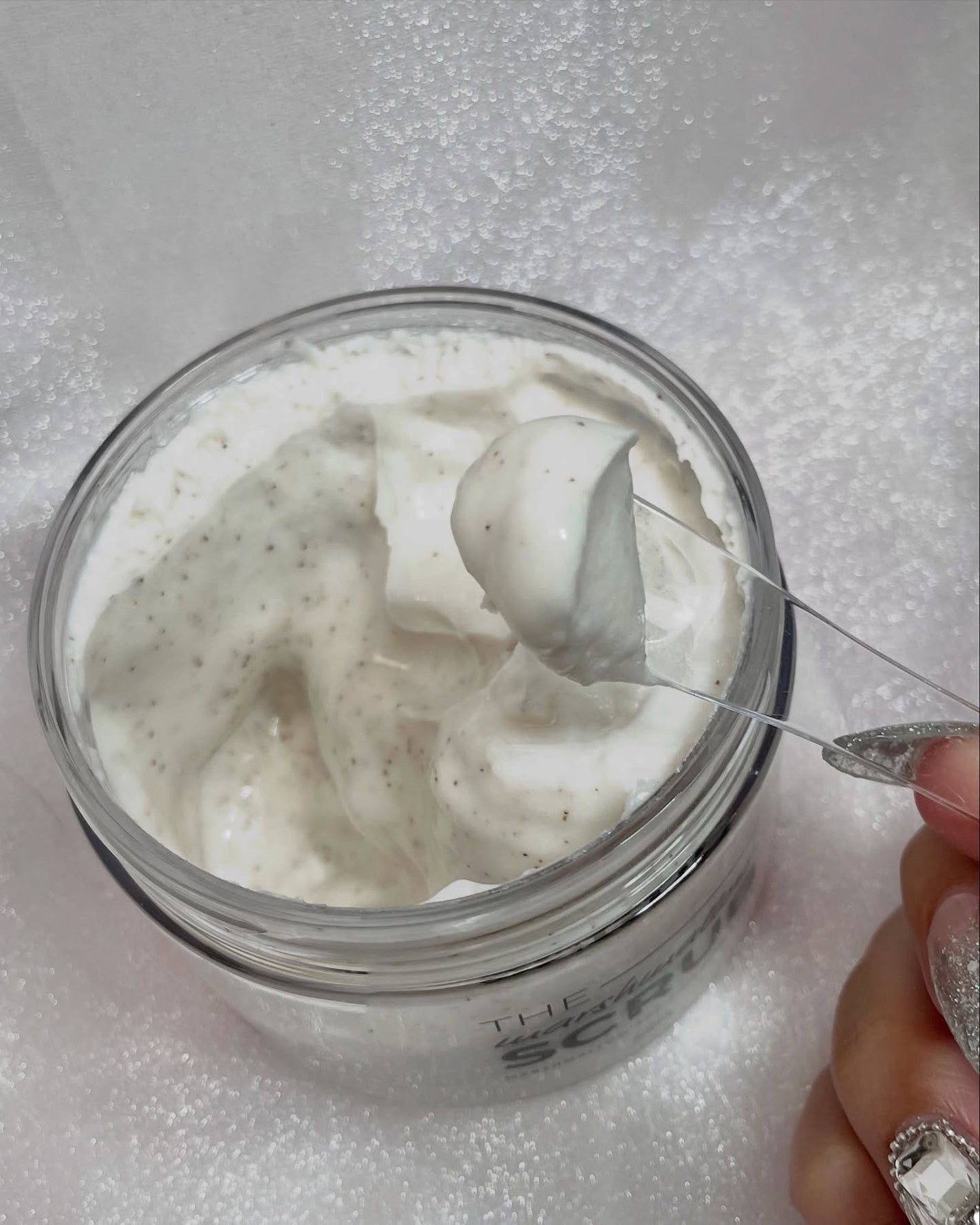 BnD マシュマロ コラーゲン AHA スクラブ /BnD/ボディスクラブを使ったクチコミ(4枚目)