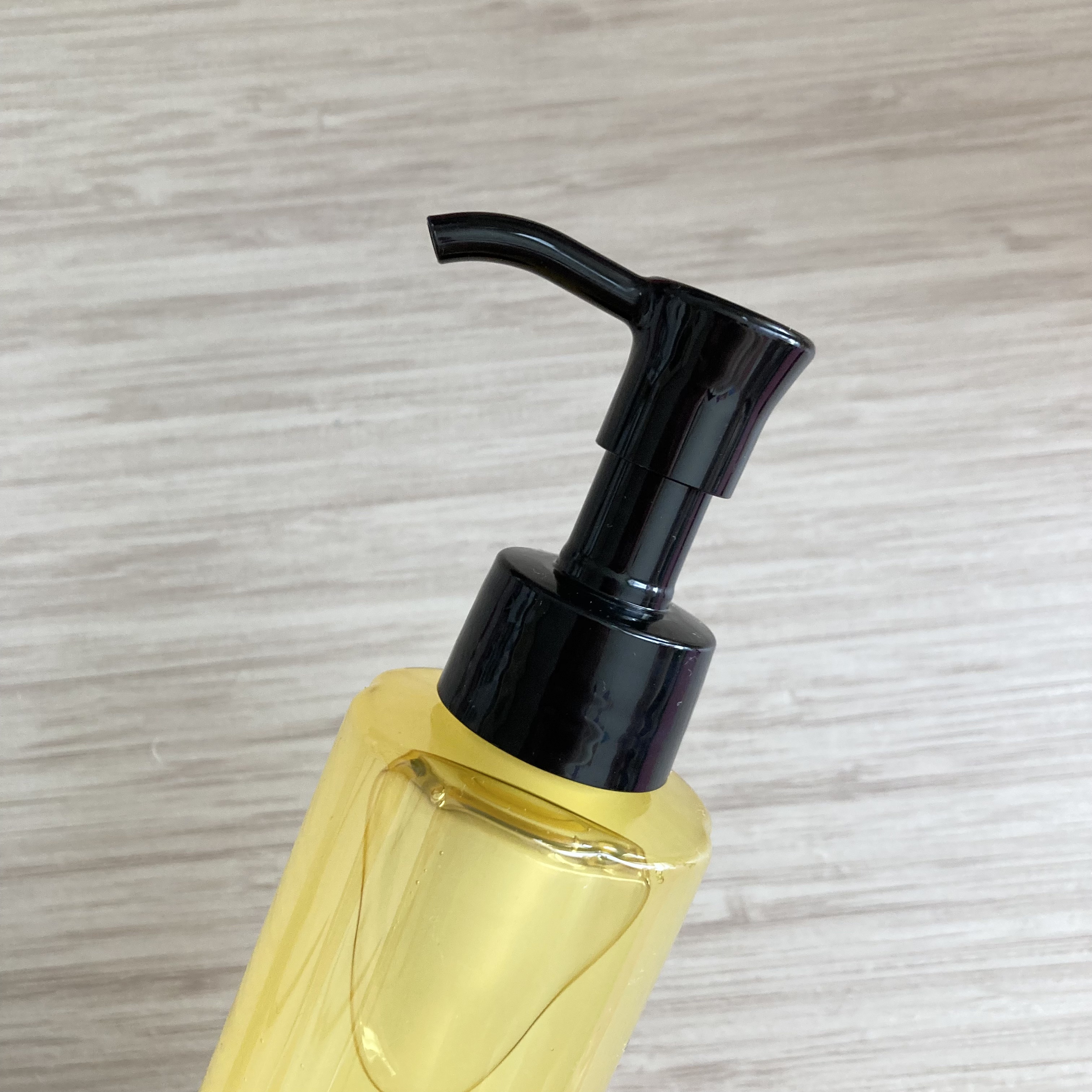 スキンクリア クレンズ オイル ＜アロマタイプ＞/アテニア/オイルクレンジングを使ったクチコミ（2枚目）