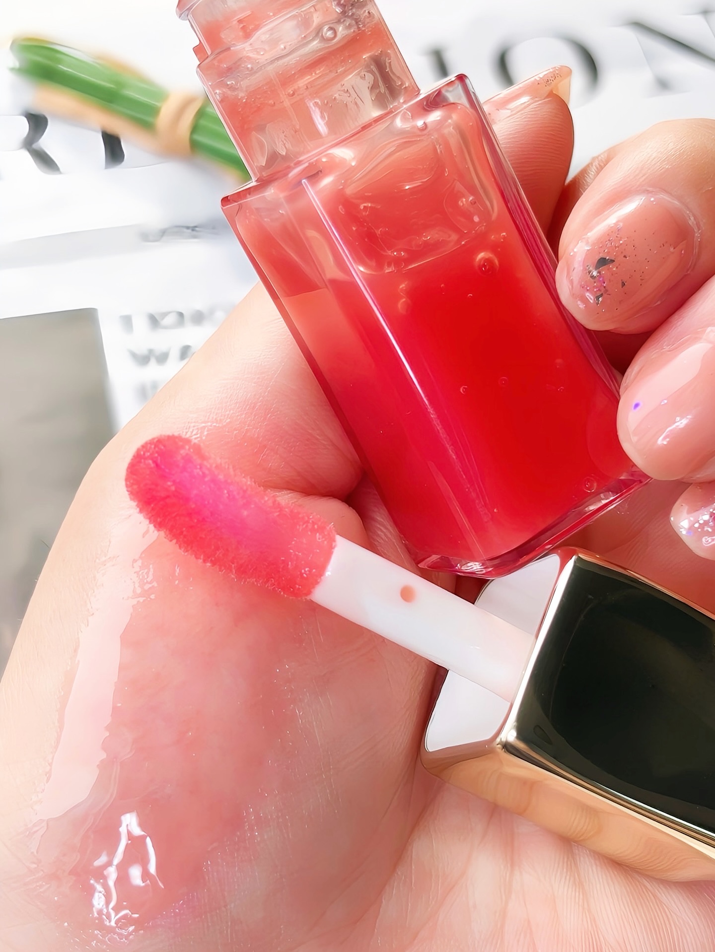 キスキス ビー グロウ オイル/GUERLAIN/リップグロスを使ったクチコミ（2枚目）