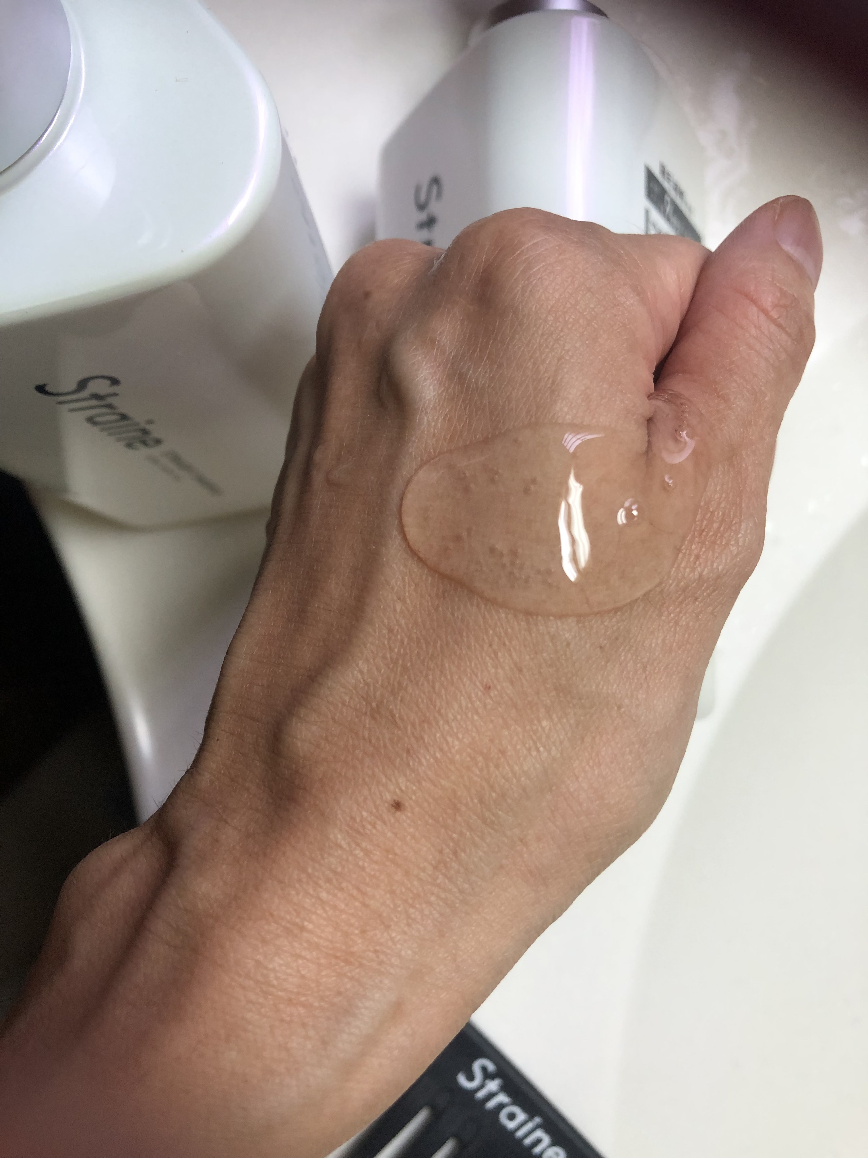 ストレートシャンプー/ストレートトリートメント ホワイトブロッサムの香り/Straine/市販シャンプーを使ったクチコミ（2枚目）