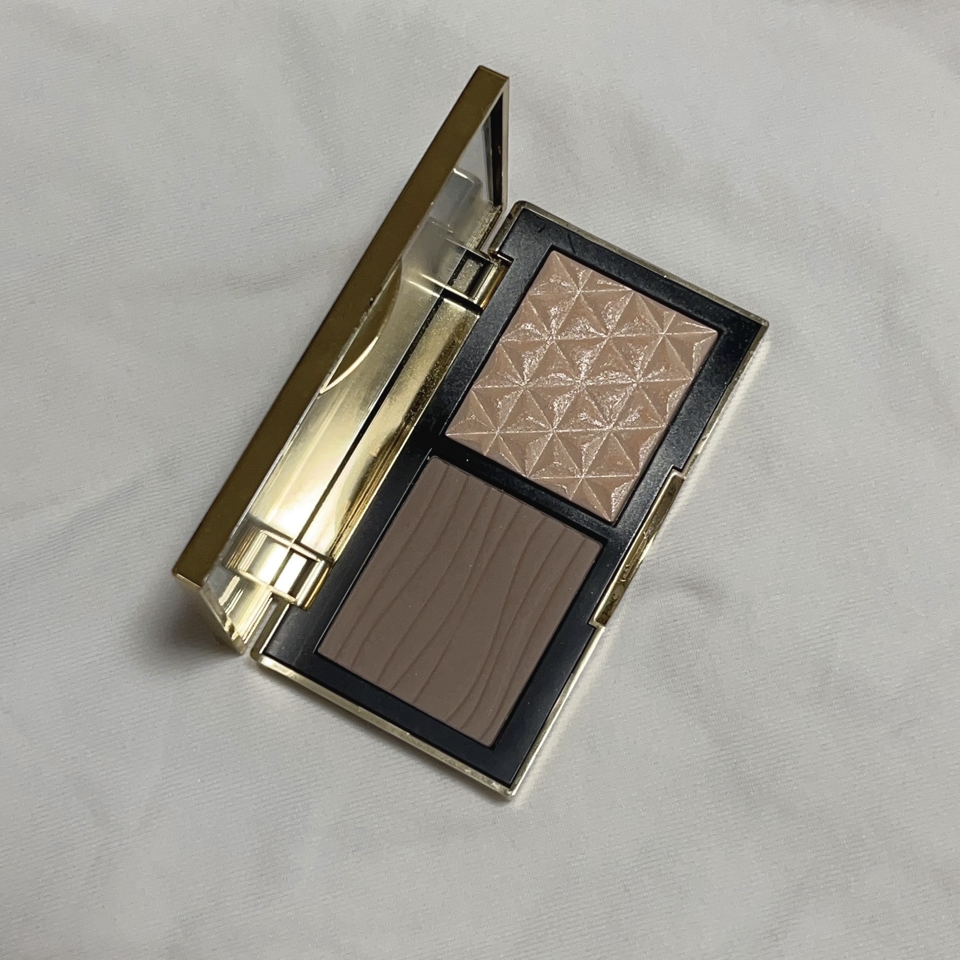 スカルプト&グロウ デュオ ハイライト&コントアーパレット/M・A・C/プレストパウダーを使ったクチコミ（2枚目）