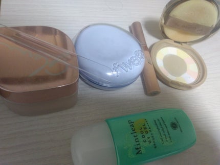 カバー&ストレッチコンシーラー UV/キャンメイク/リキッドコンシーラーを使ったクチコミ(1枚目)