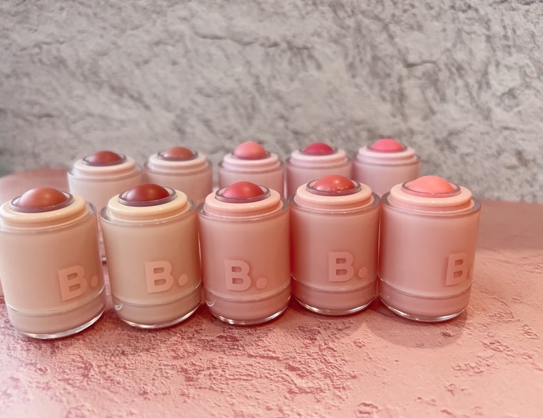 バニラコ ロマンティック ブラッシュ リップ＆チーク 07 グリマー/BANILA CO/口紅を使ったクチコミ（1枚目）