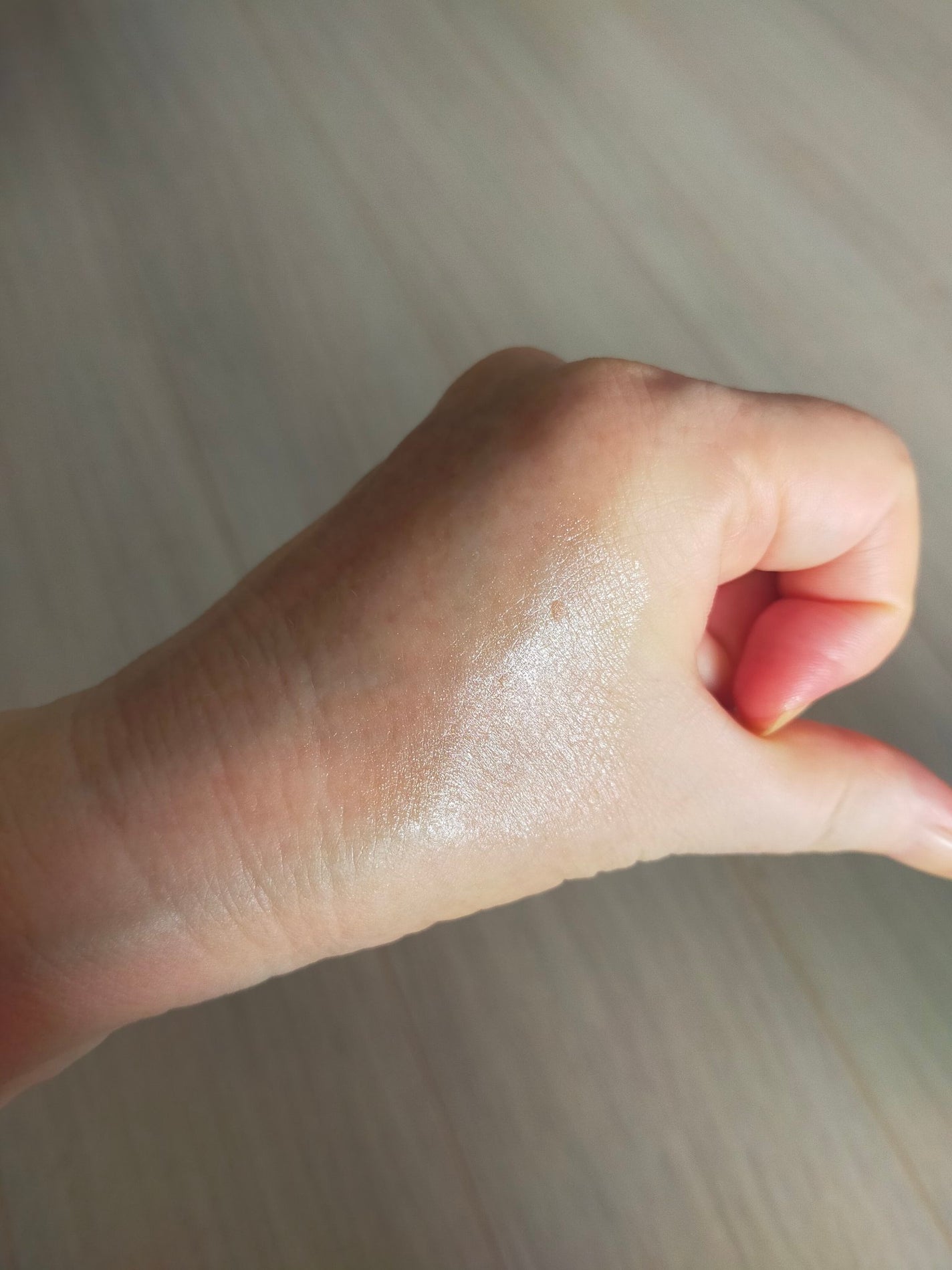 Starlit Beam Lighter/TAG/パウダーハイライトを使ったクチコミ(4枚目)